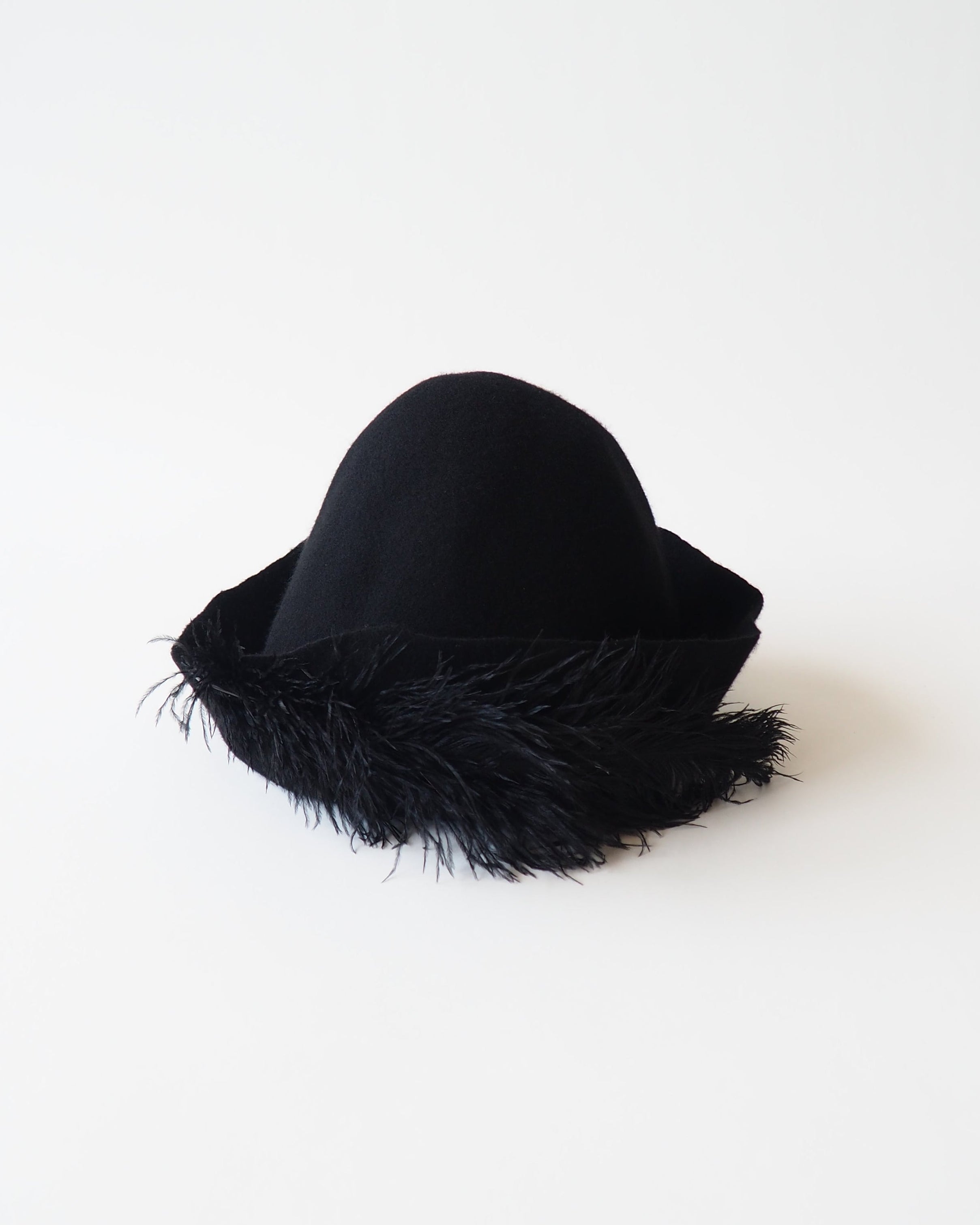 Myth Hat in Black - CLYDE