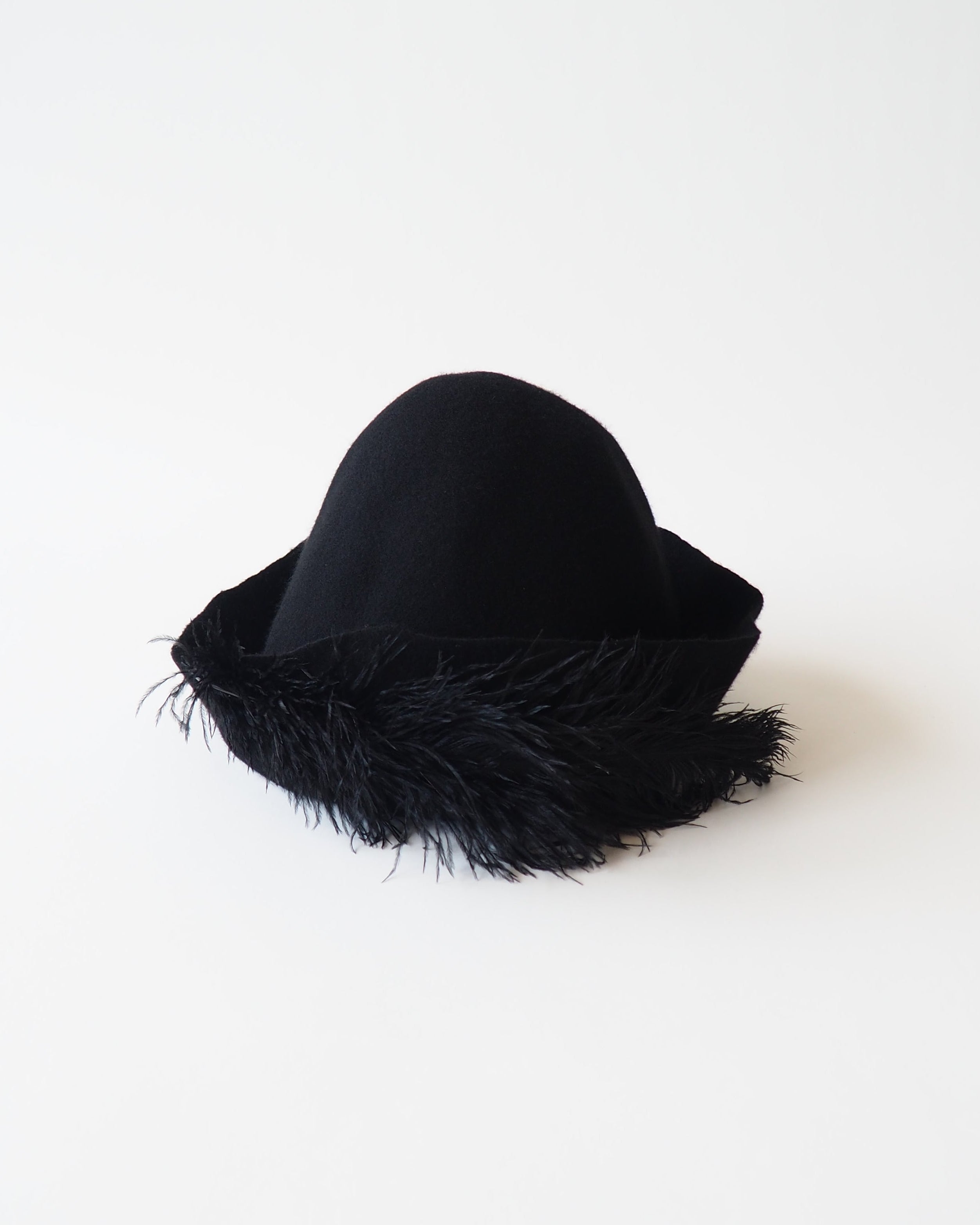 Myth Hat in Black - CLYDE