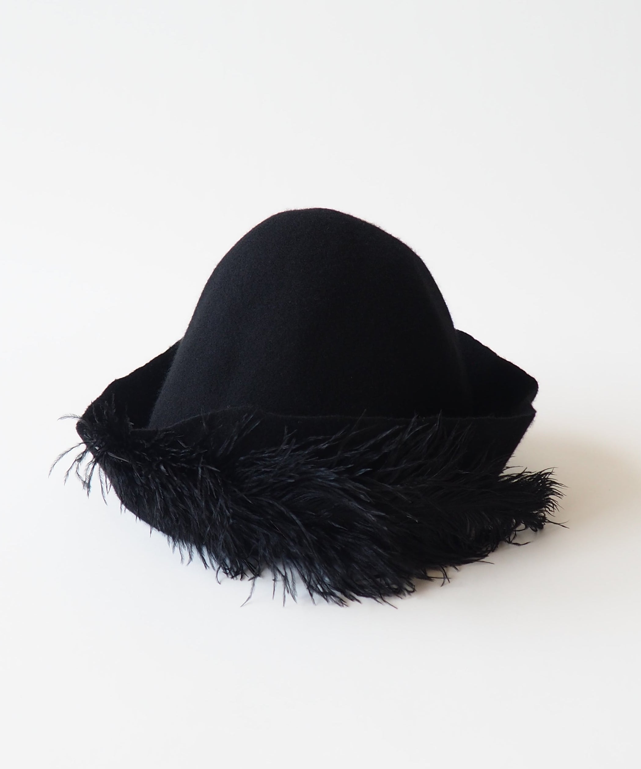 The Myth Hat in Black Wool - CLYDE