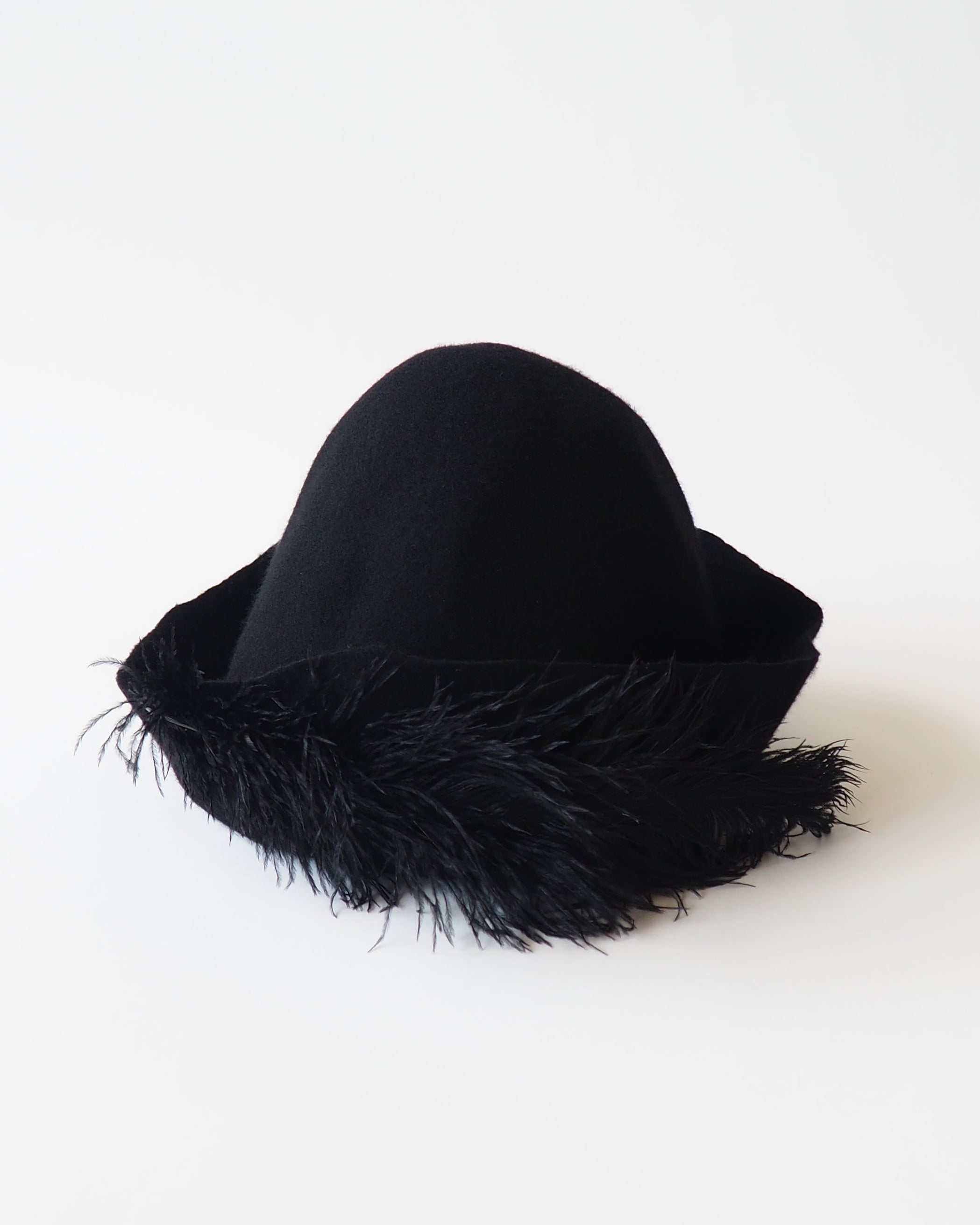 The Myth Hat in Black Wool - CLYDE