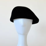 Sazy Beret in Black Wool Sample