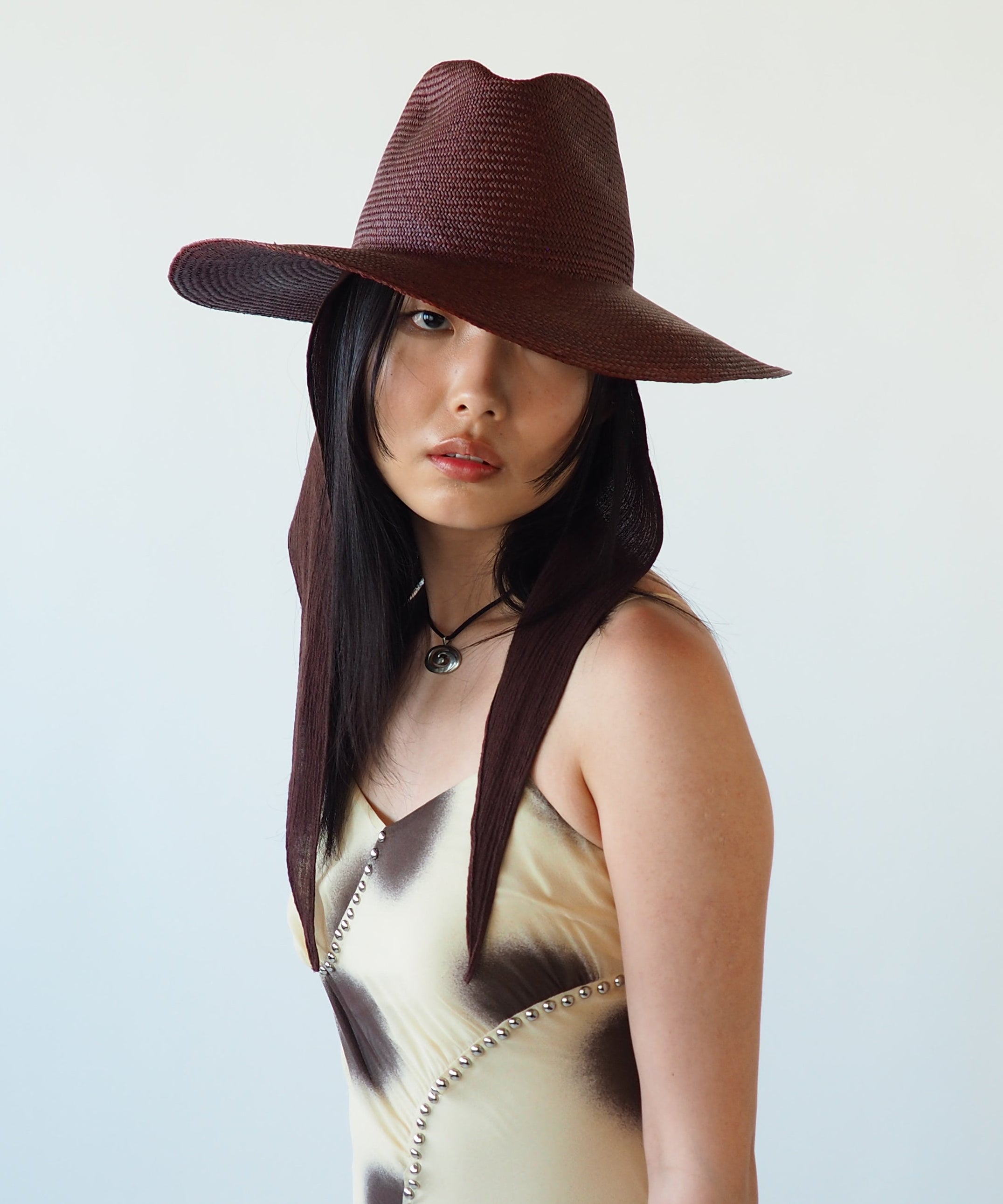 Caro Hat w. Neck Shade in Earth Brown Toquilla Straw - CLYDE