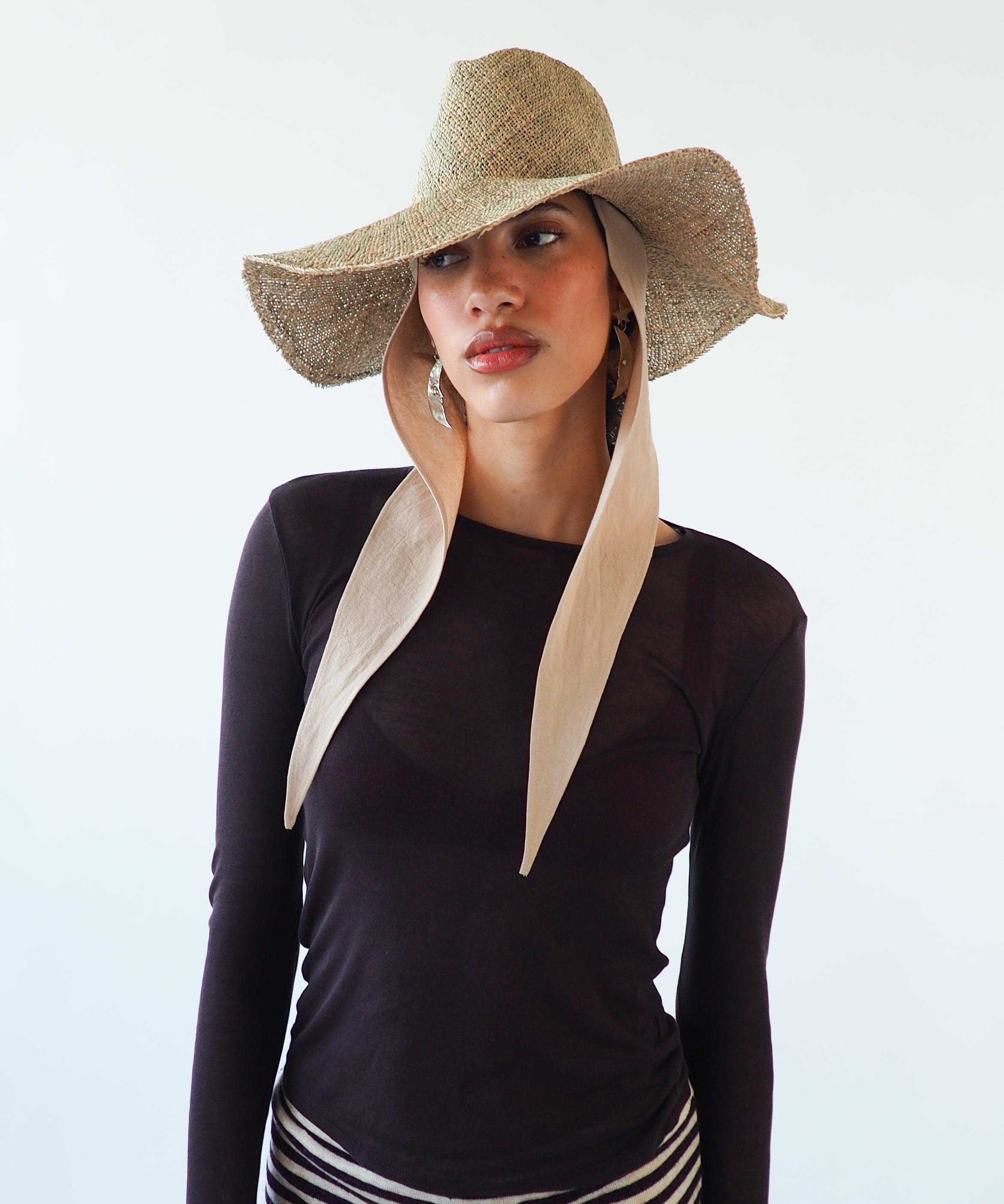 Caro Hat w. Neck Shade in Seagrass - CLYDE