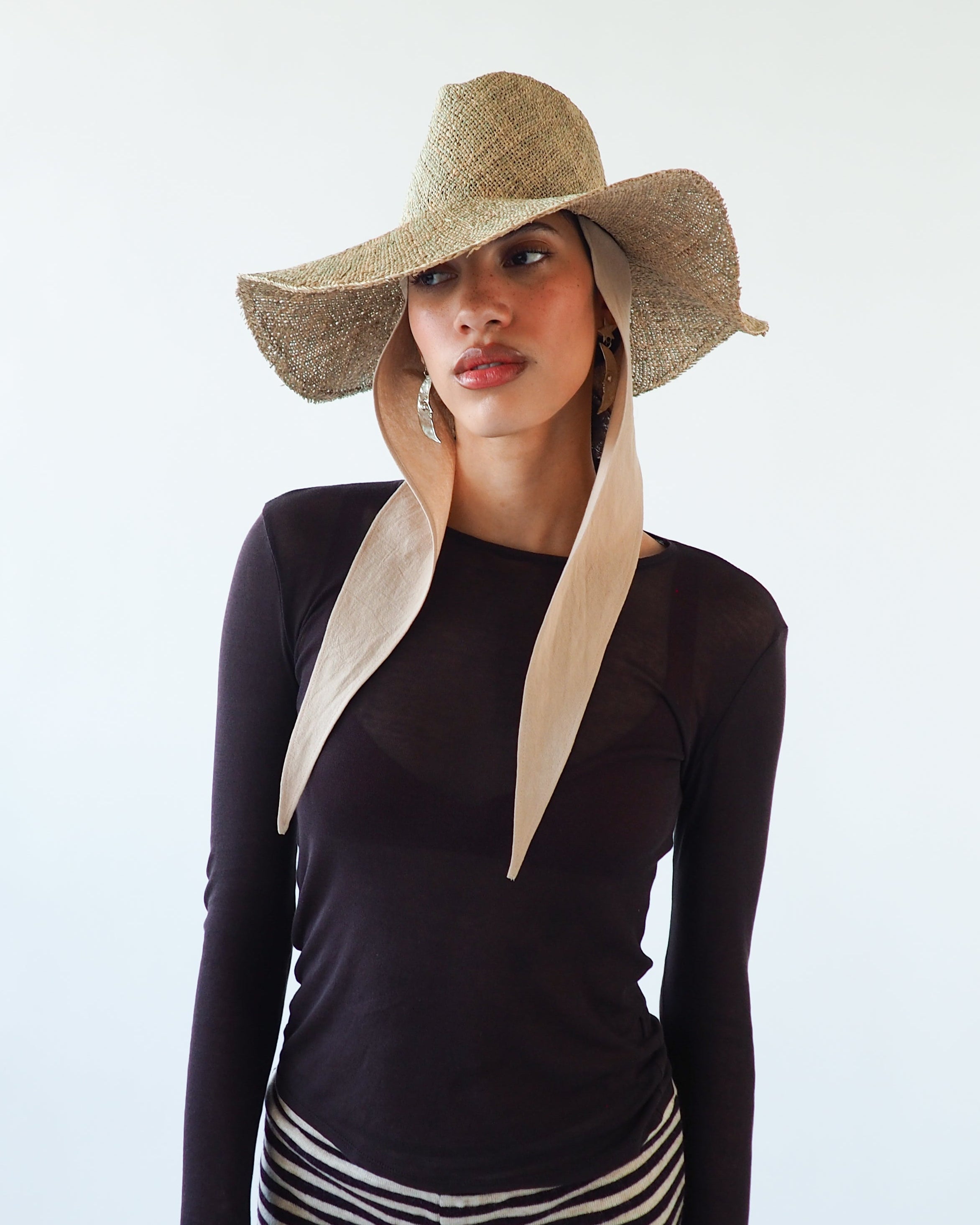 Caro Hat w. Neck Shade in Seagrass - CLYDE