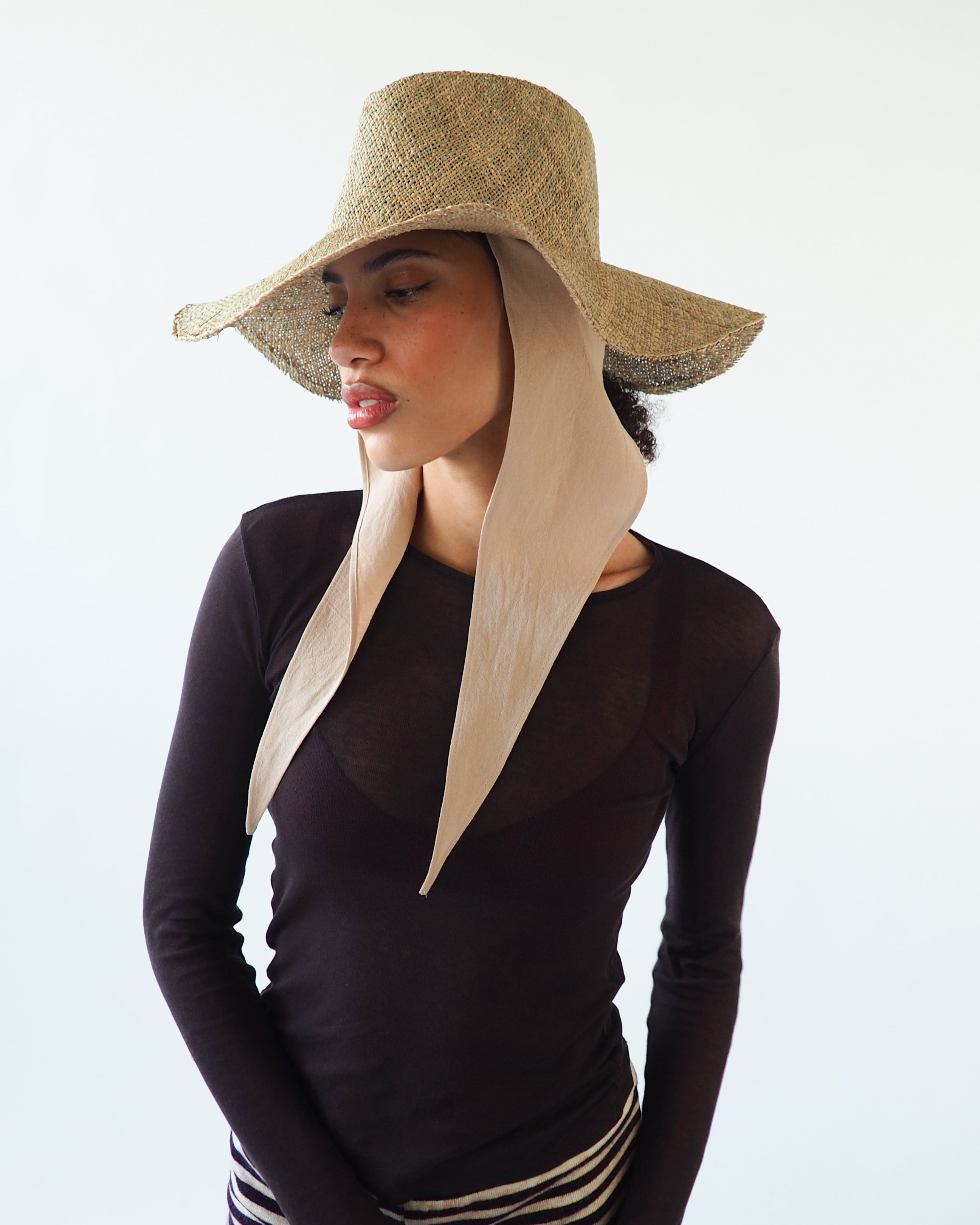 Caro Hat w. Neck Shade in Seagrass - CLYDE