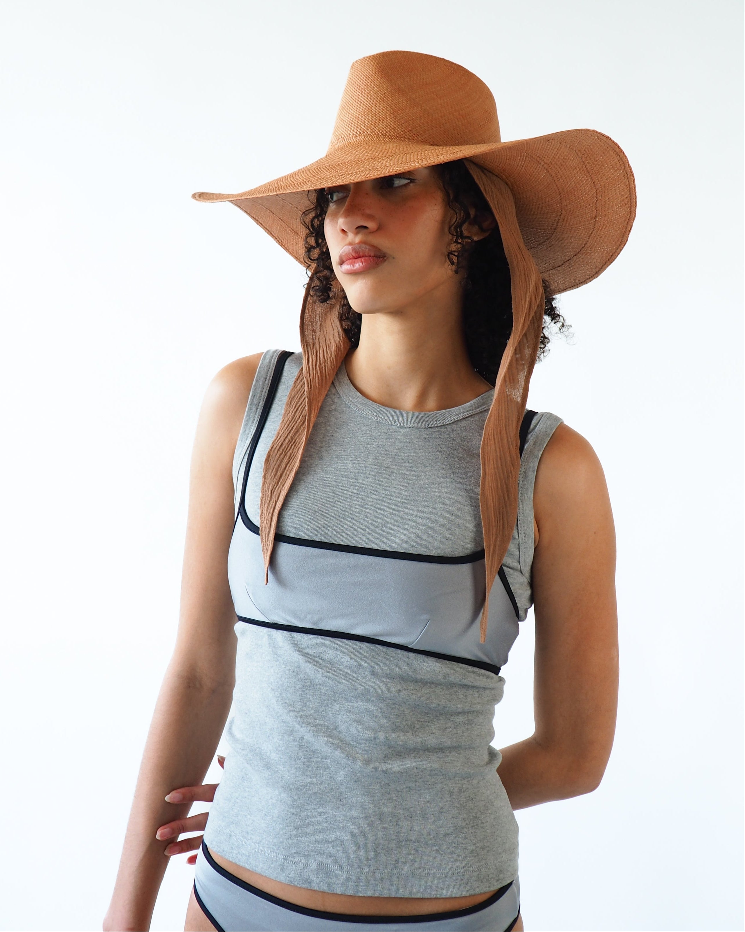 Caro Hat in Umber Brown w. Neck Shade - CLYDE