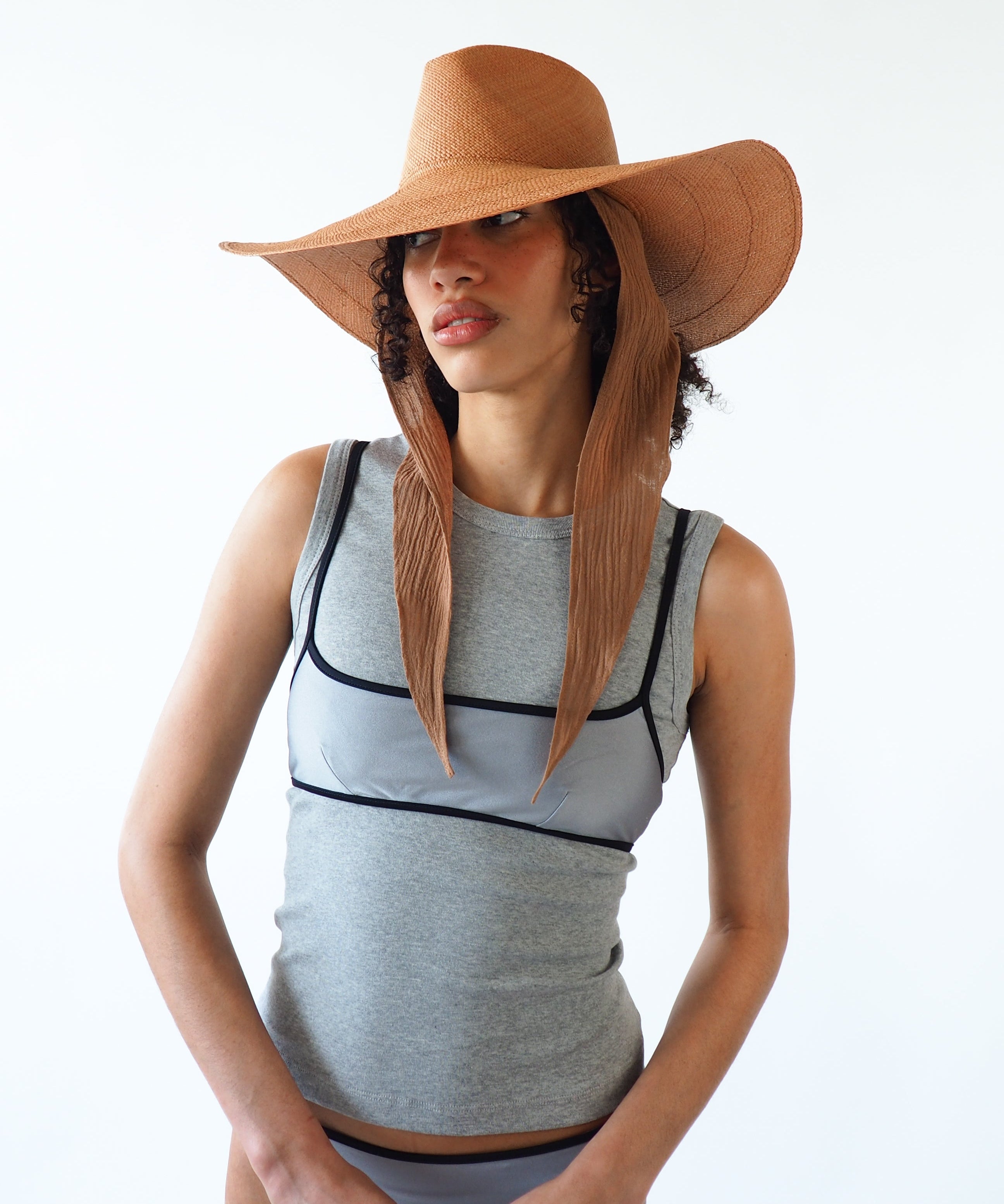 Caro Hat in Umber Brown w. Neck Shade - CLYDE