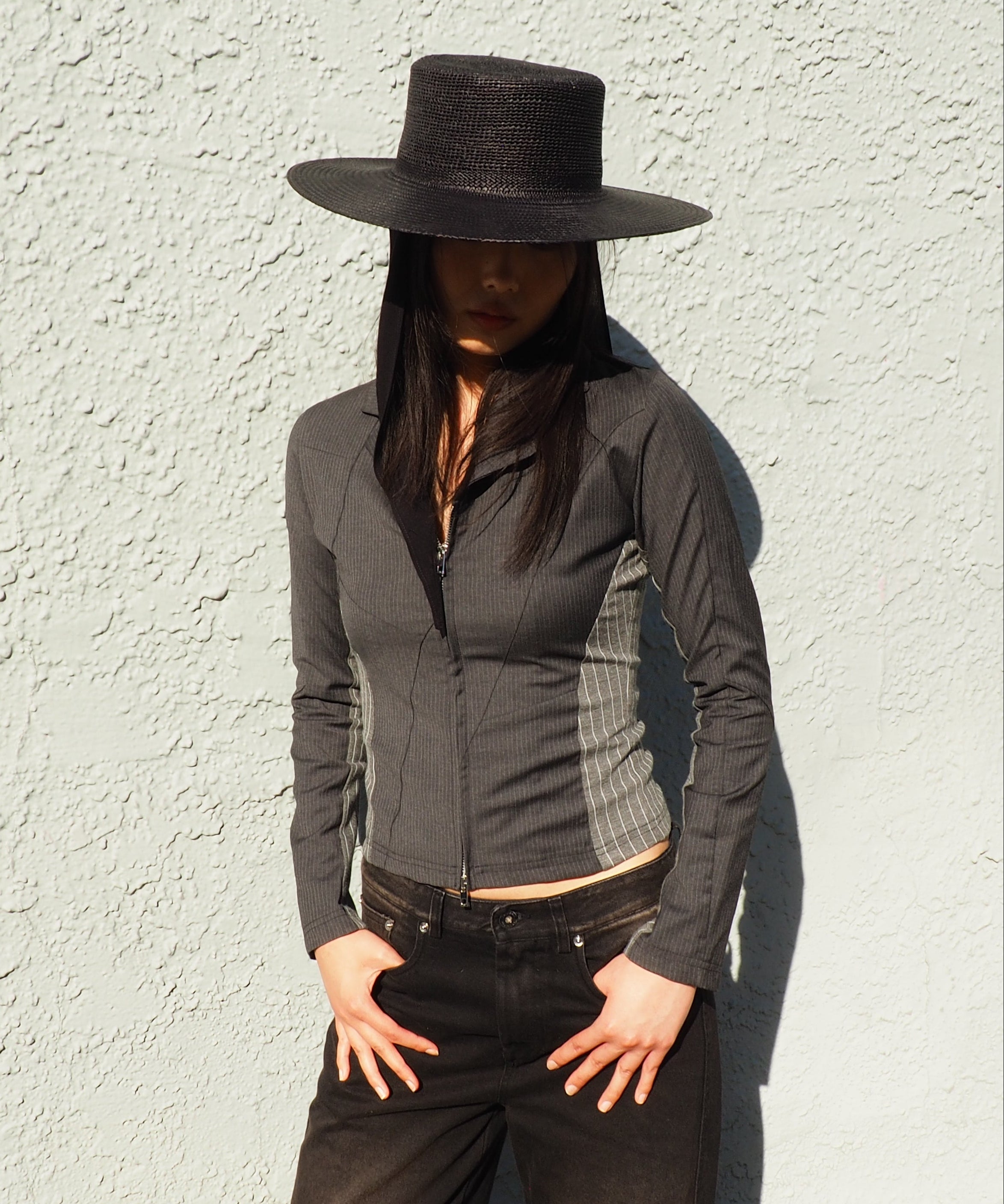Cielo Hat w. Shade in Black Toquilla Straw - CLYDE