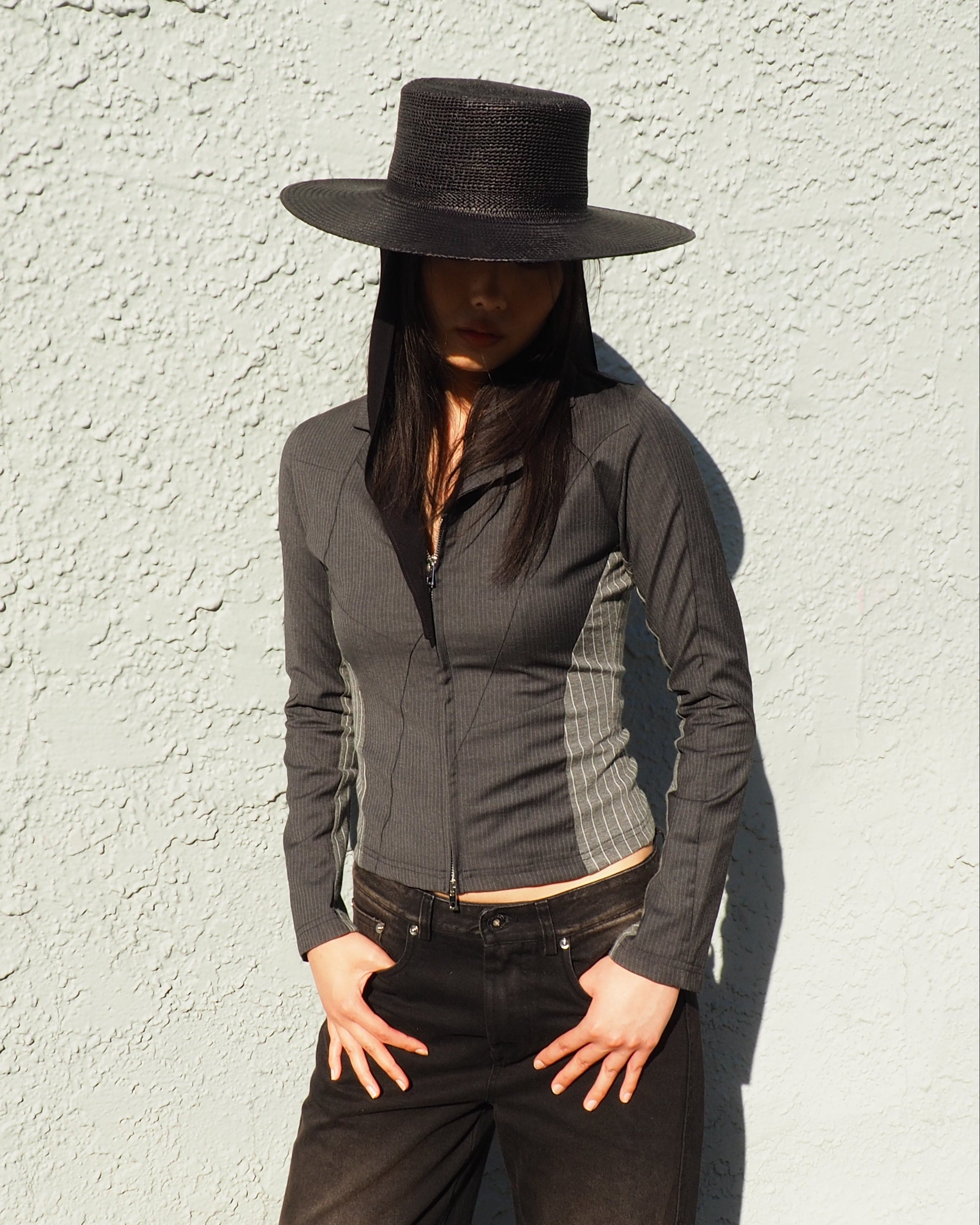 Cielo Hat w. Shade in Black Toquilla Straw - CLYDE