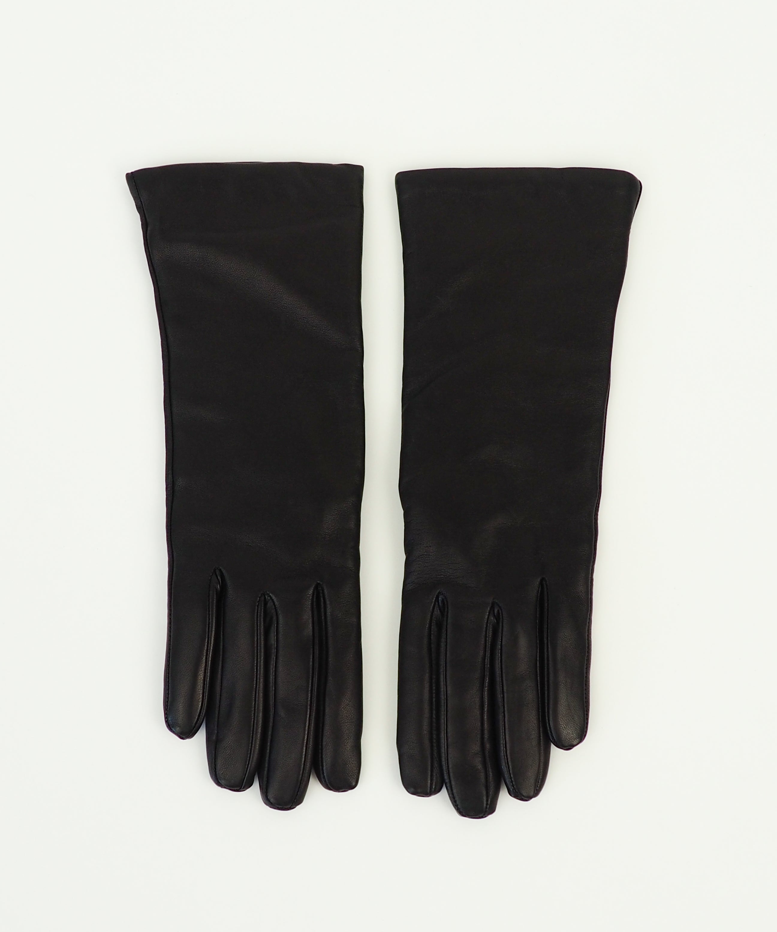 Classic Gloves in Black Nappa Lambskin - CLYDE