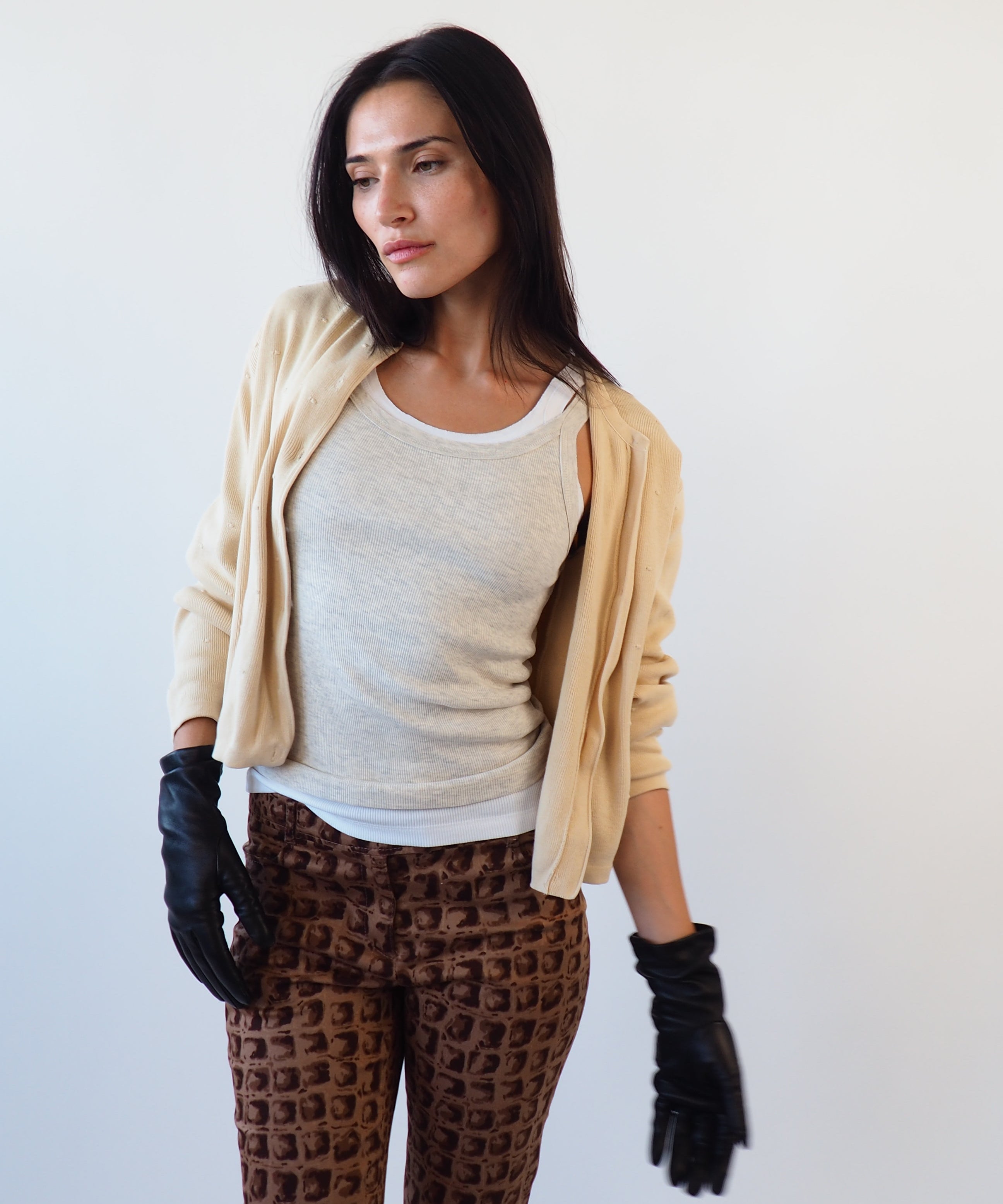 Classic Gloves in Black Nappa Lambskin - CLYDE