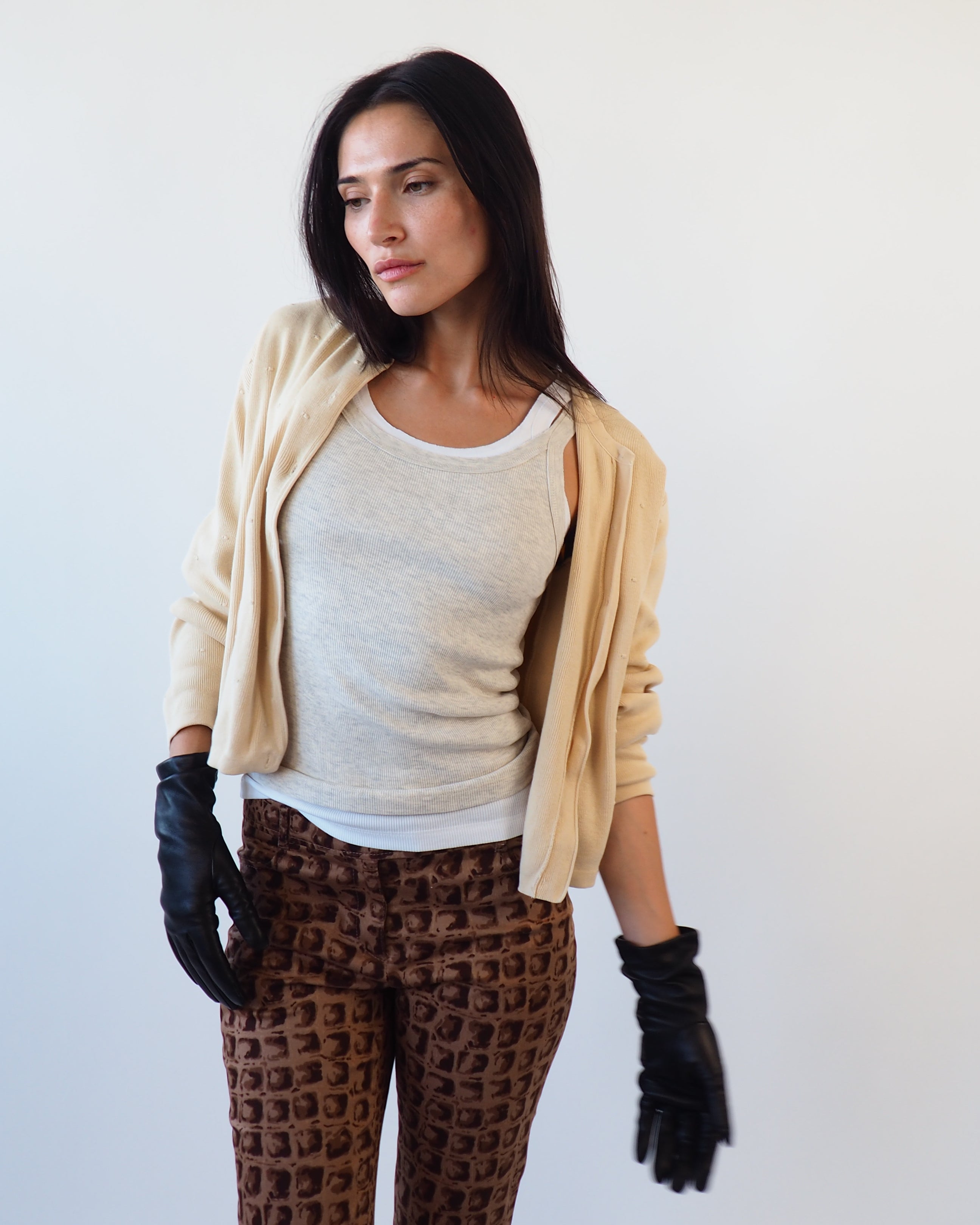 Classic Gloves in Black Nappa Lambskin - CLYDE