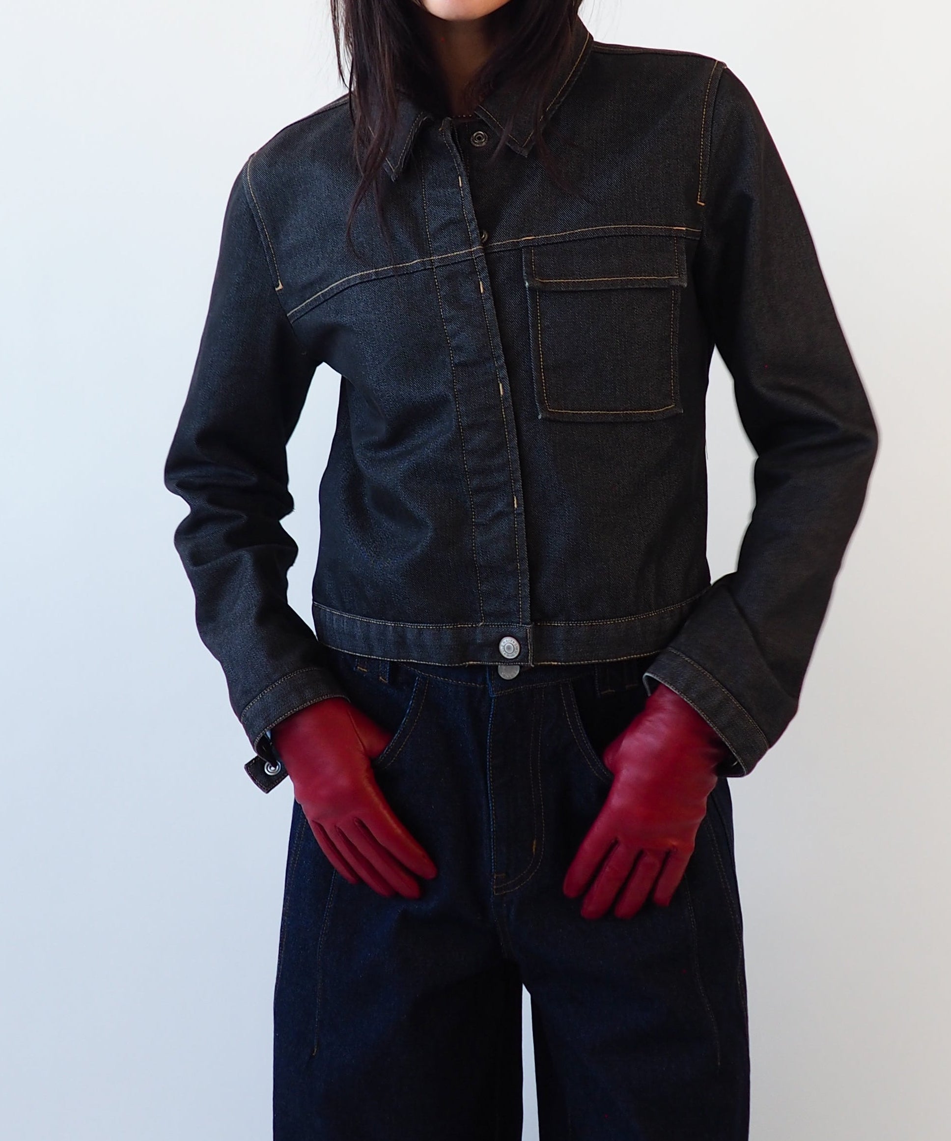 Classic Gloves in Crimson Nappa Lambskin - CLYDE