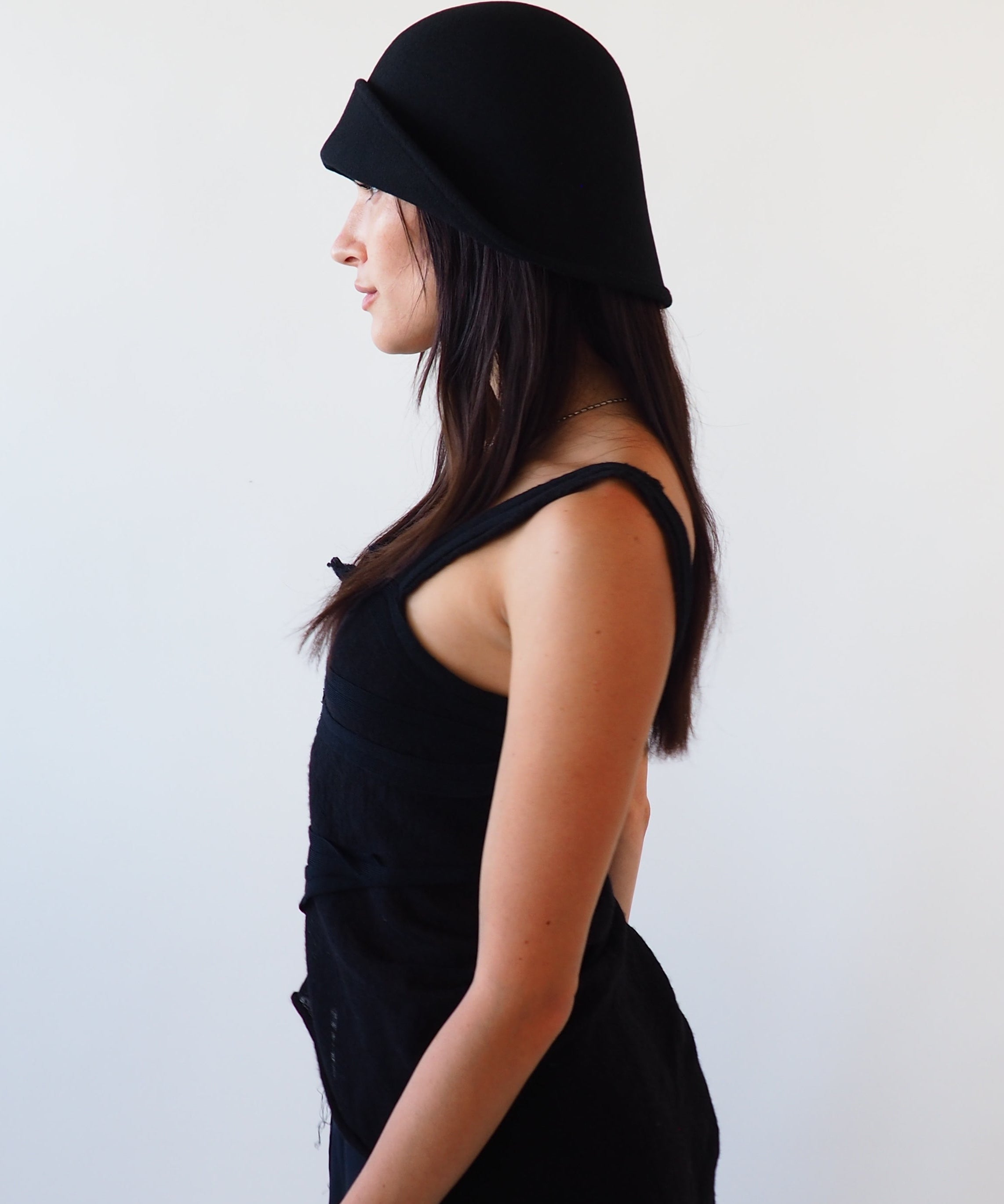 Crown Hat in Black Wool - CLYDE