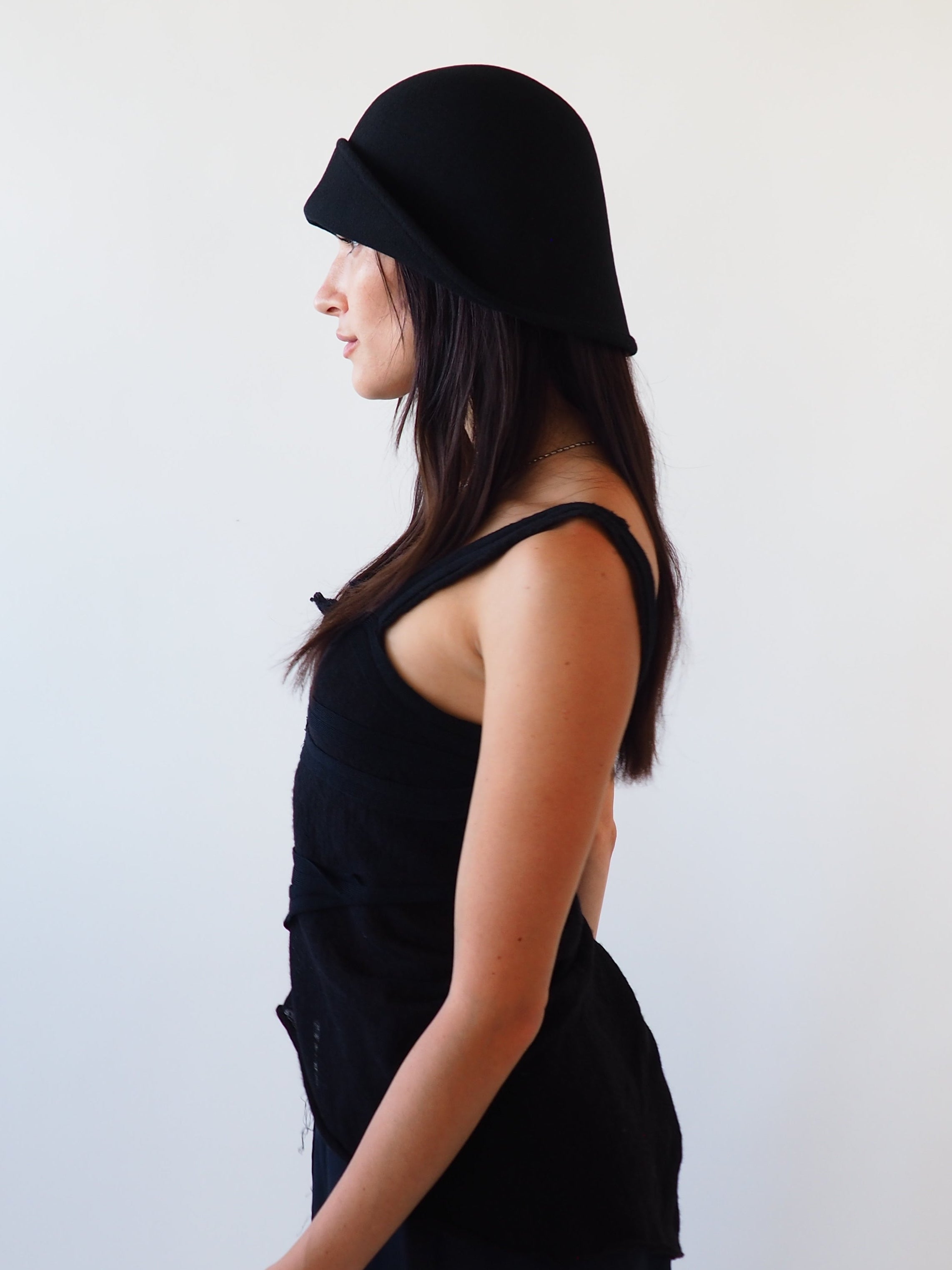 Crown Hat in Black Wool - CLYDE