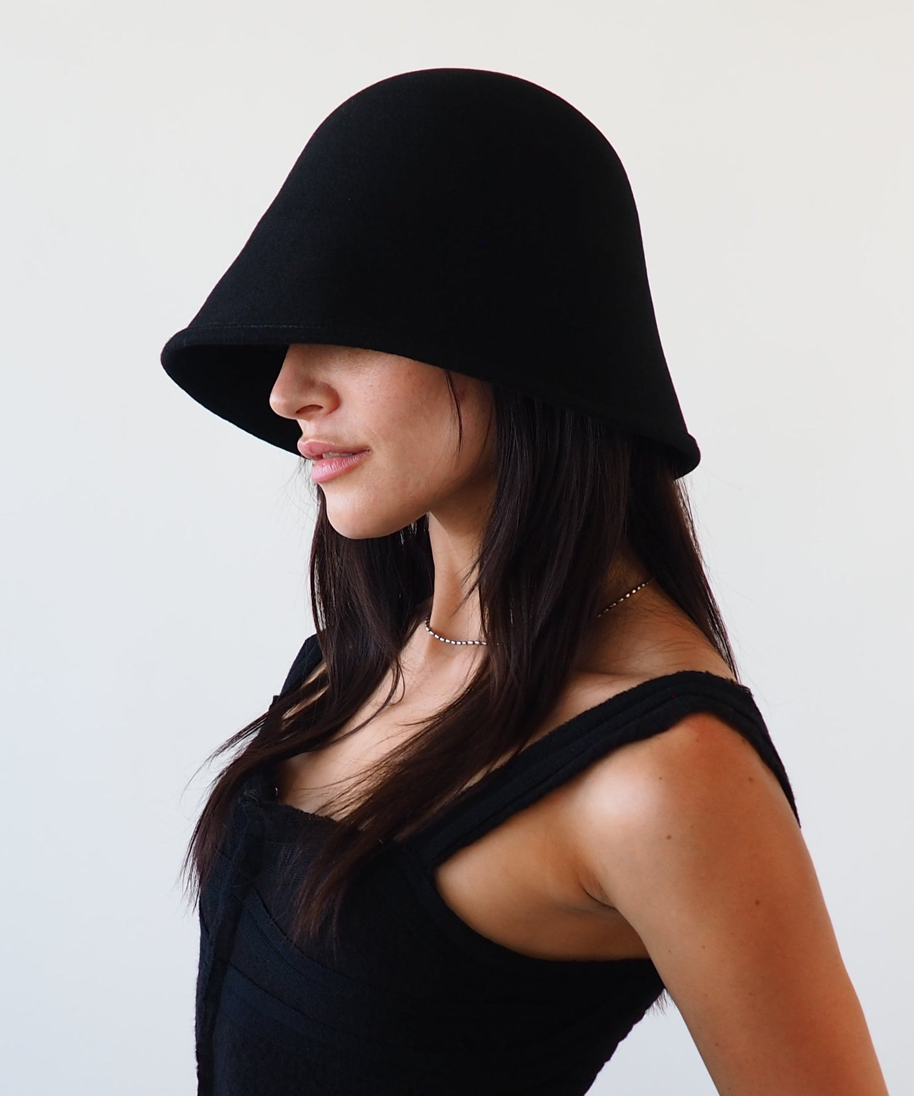 Crown Hat in Black Wool - CLYDE