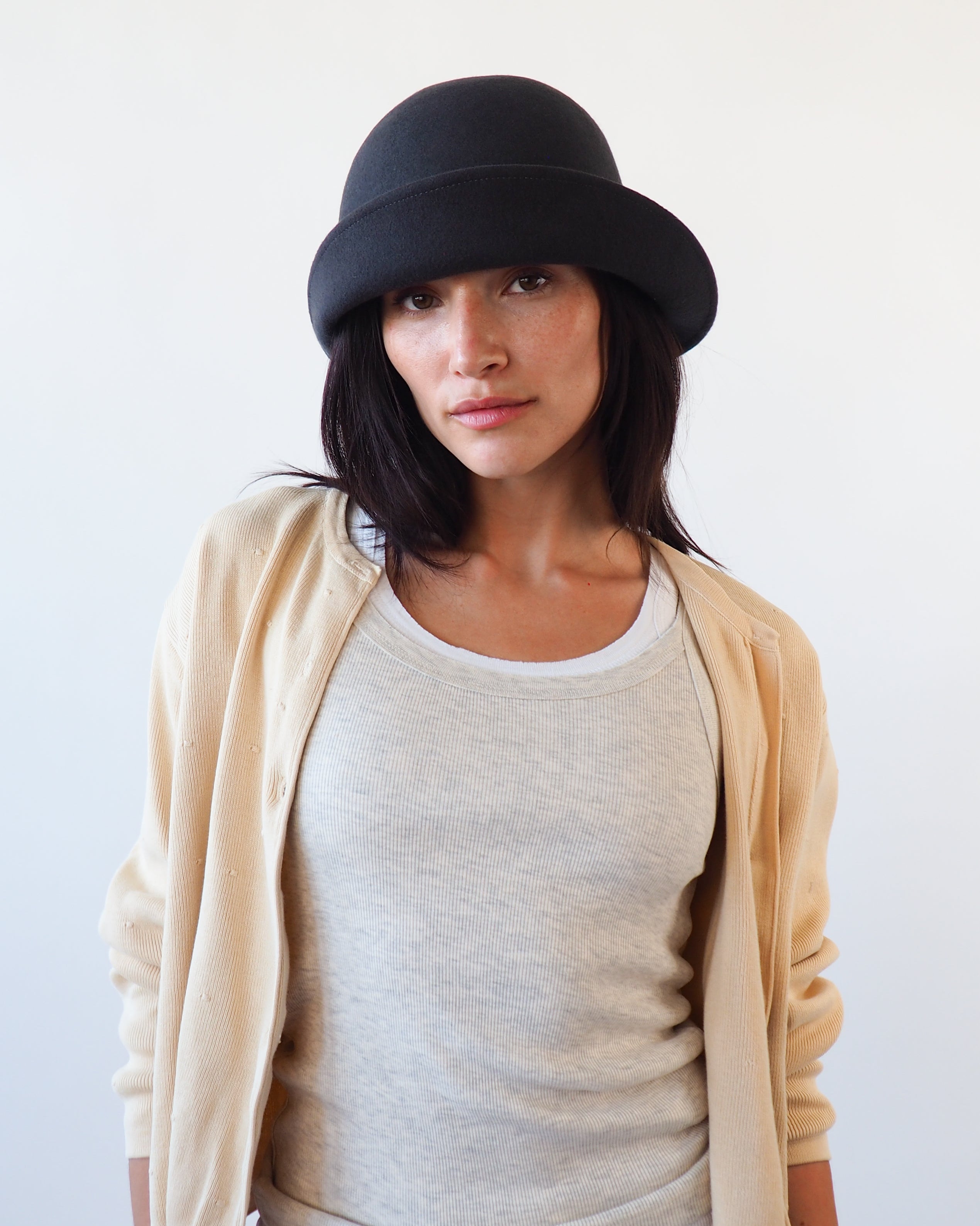 Crown Hat in Deep Grey - CLYDE