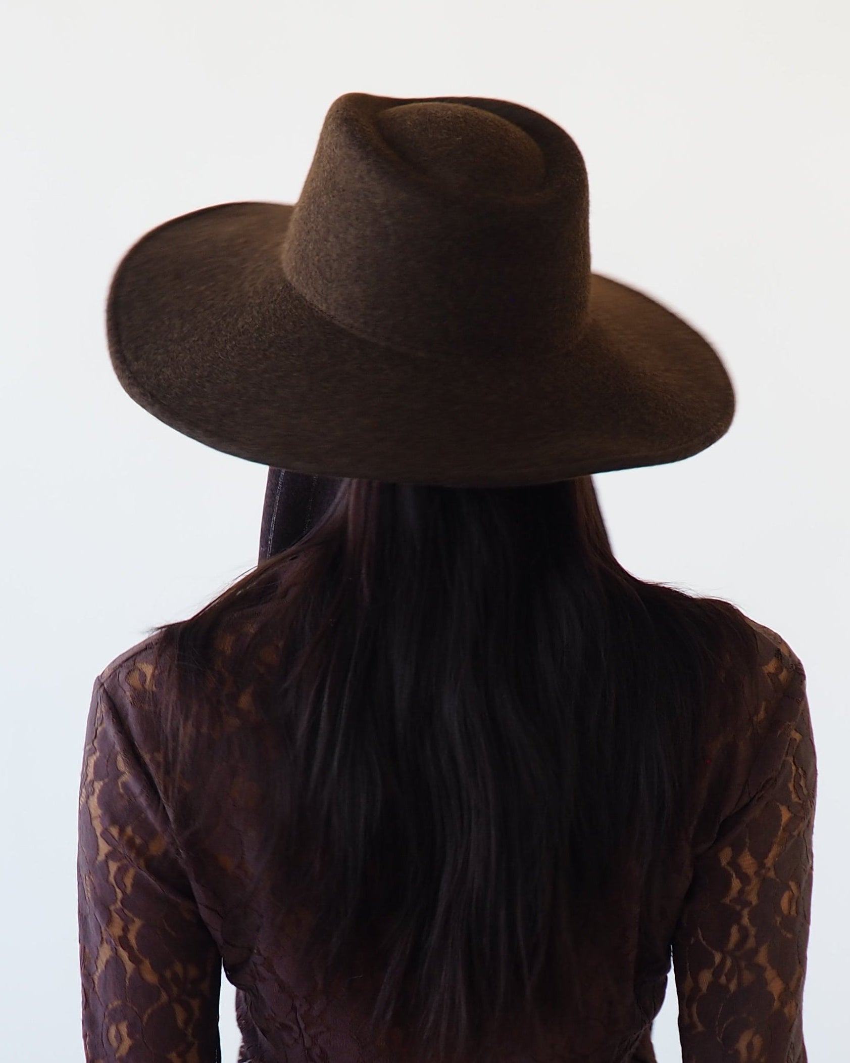 Dai Hat w. Scarves in Brown Melange - CLYDE