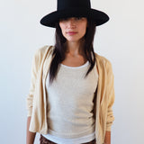 Gambler Hat in Black Wool w. Pinstripe Scarf