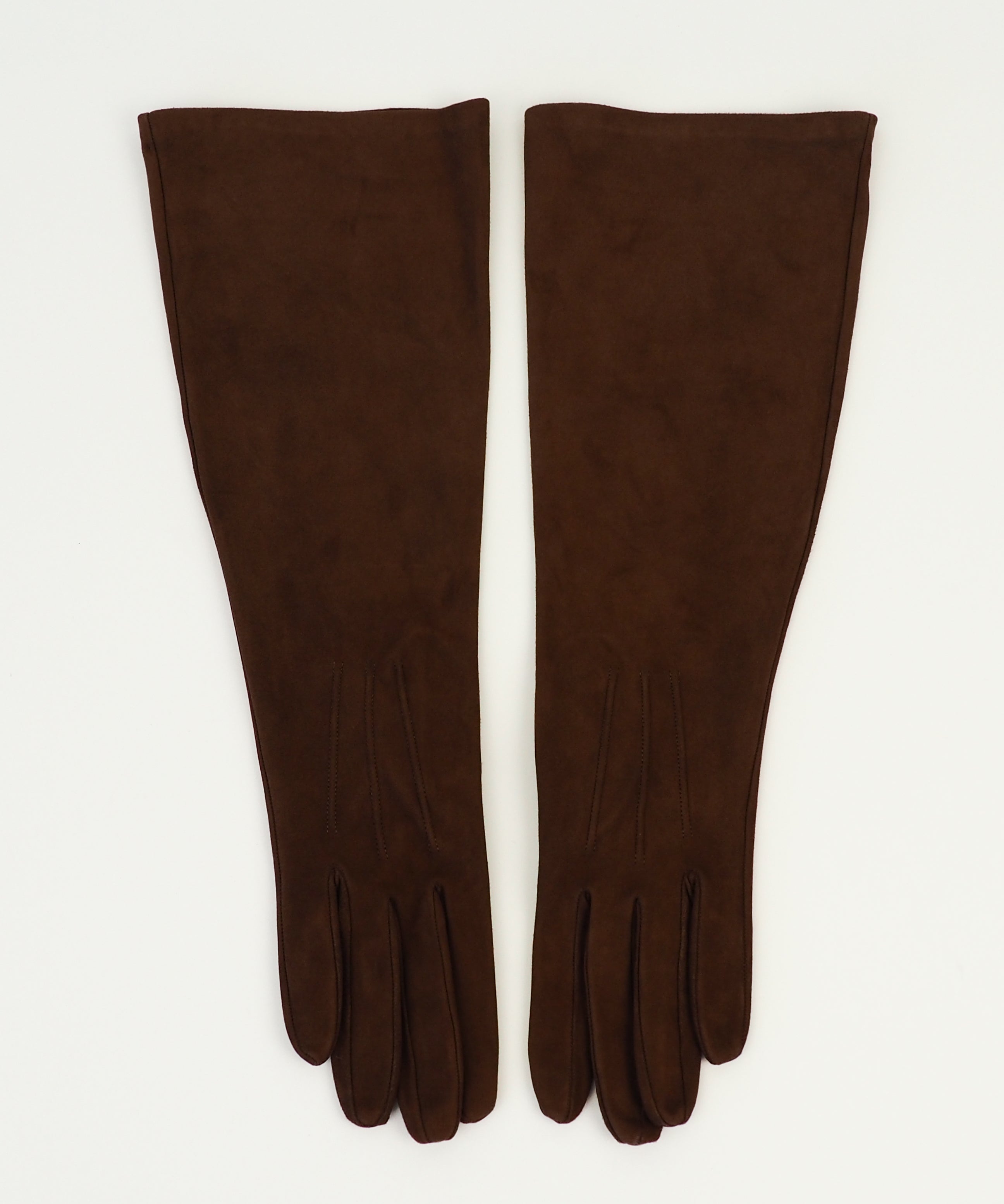 Gauntlet Gloves in Fawn Suede Lambskin - CLYDE