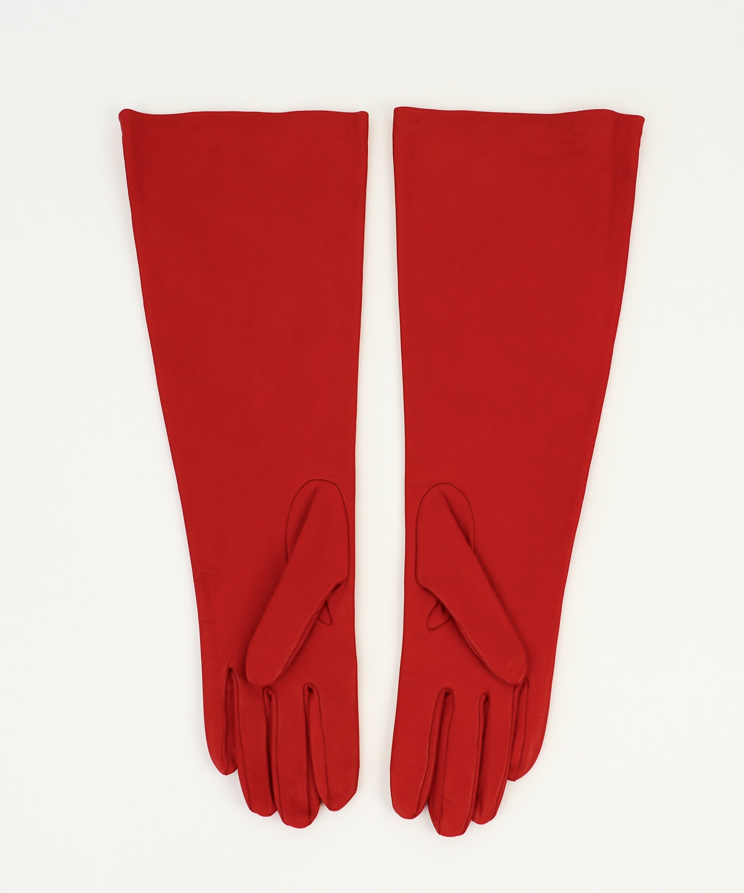 Gauntlet Gloves in Salamander Nappa Lambskin - CLYDE