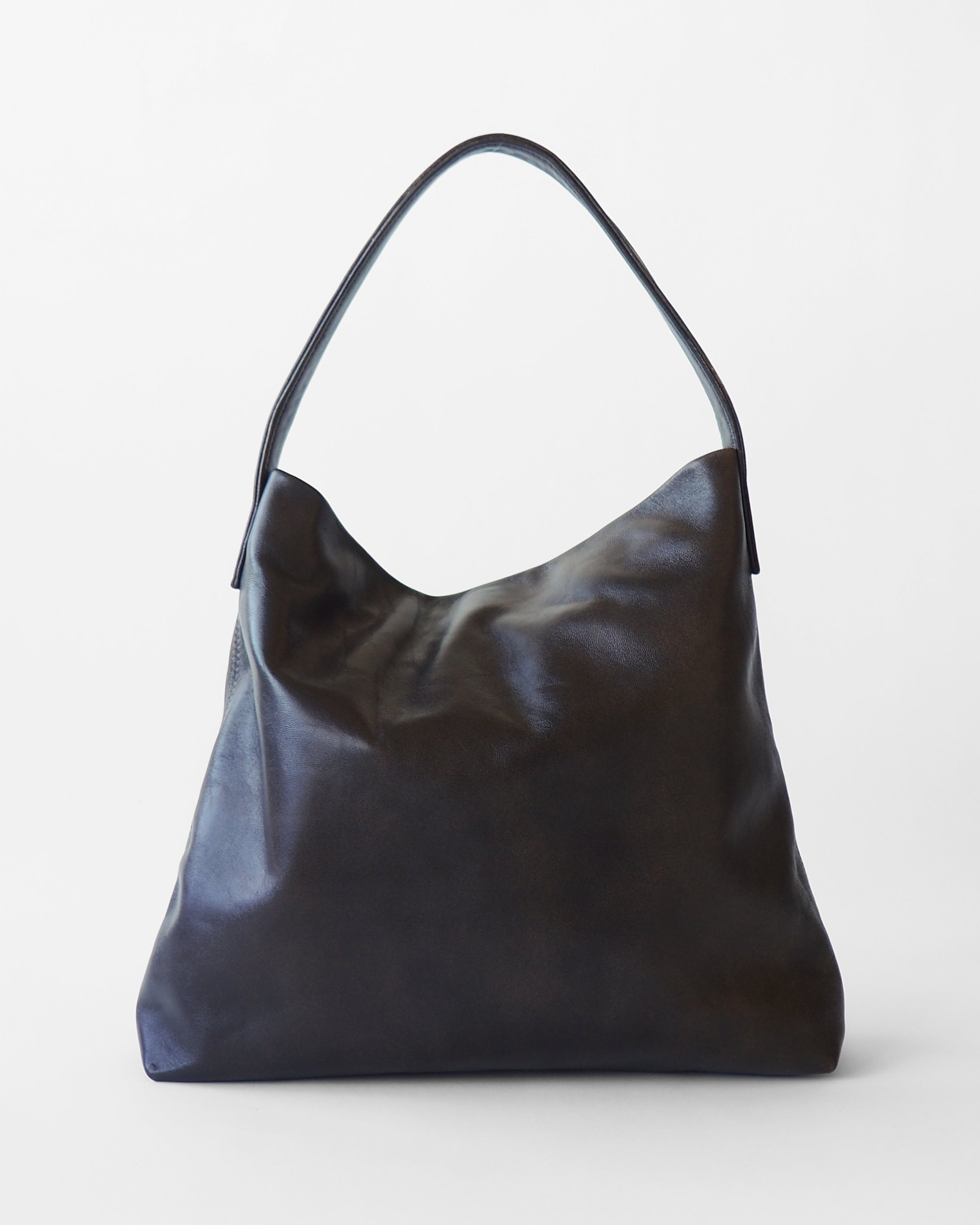 Kessel Bag in Castor Lamb Leather - CLYDE