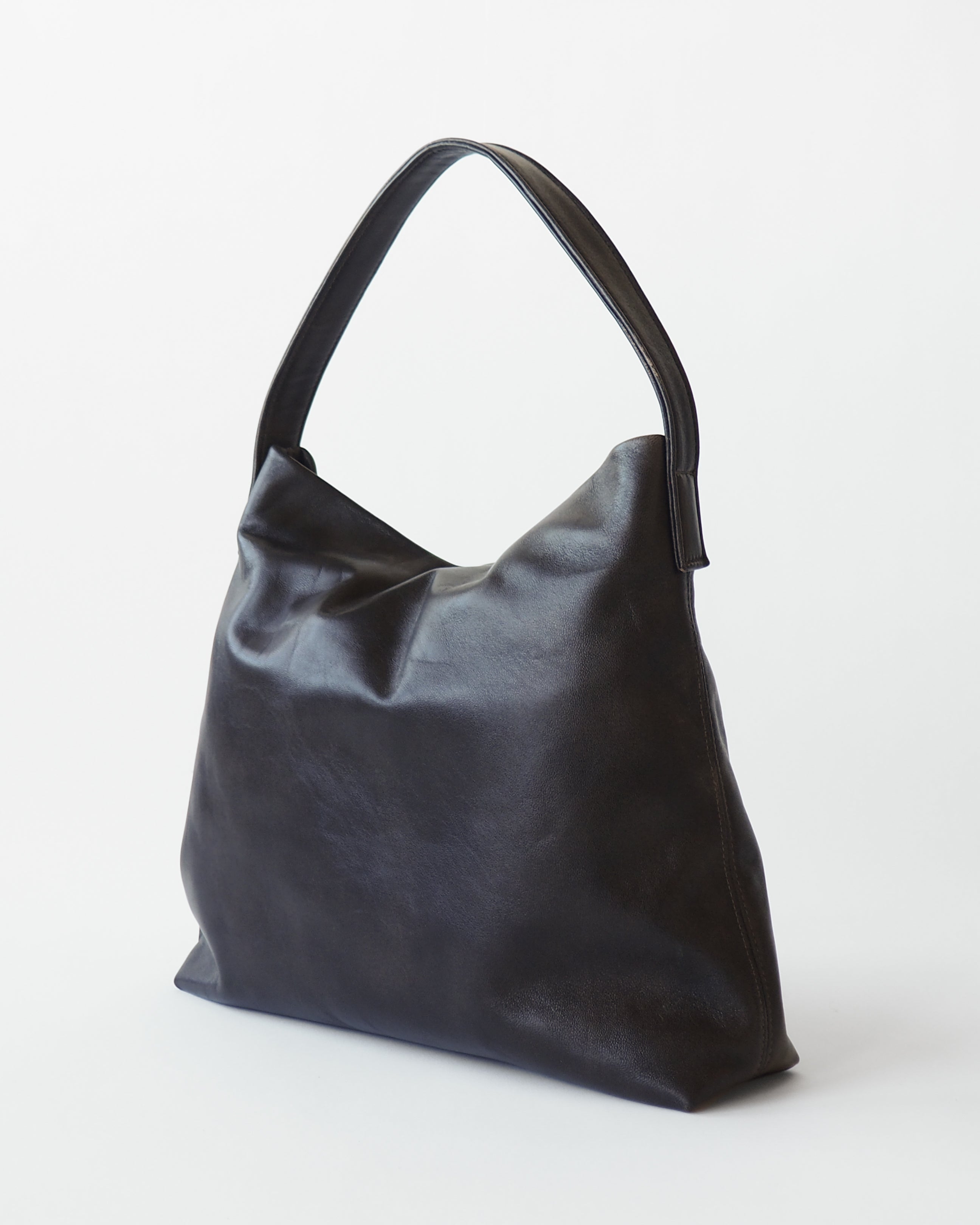 Kessel Bag in Castor Lamb Leather - CLYDE