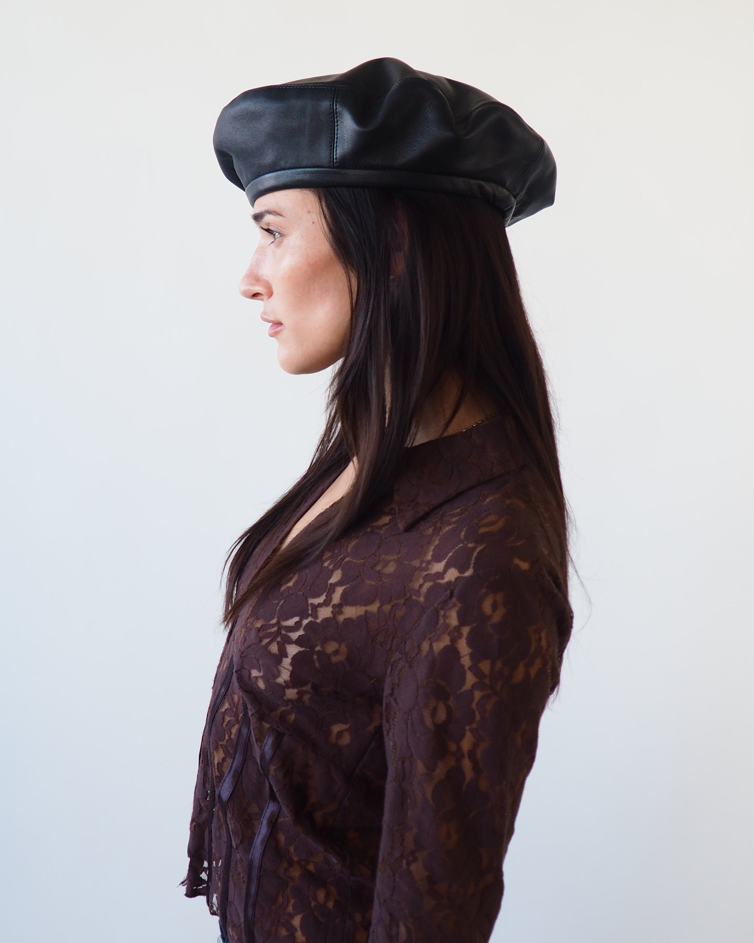 Lambskin Beret in Black - CLYDE