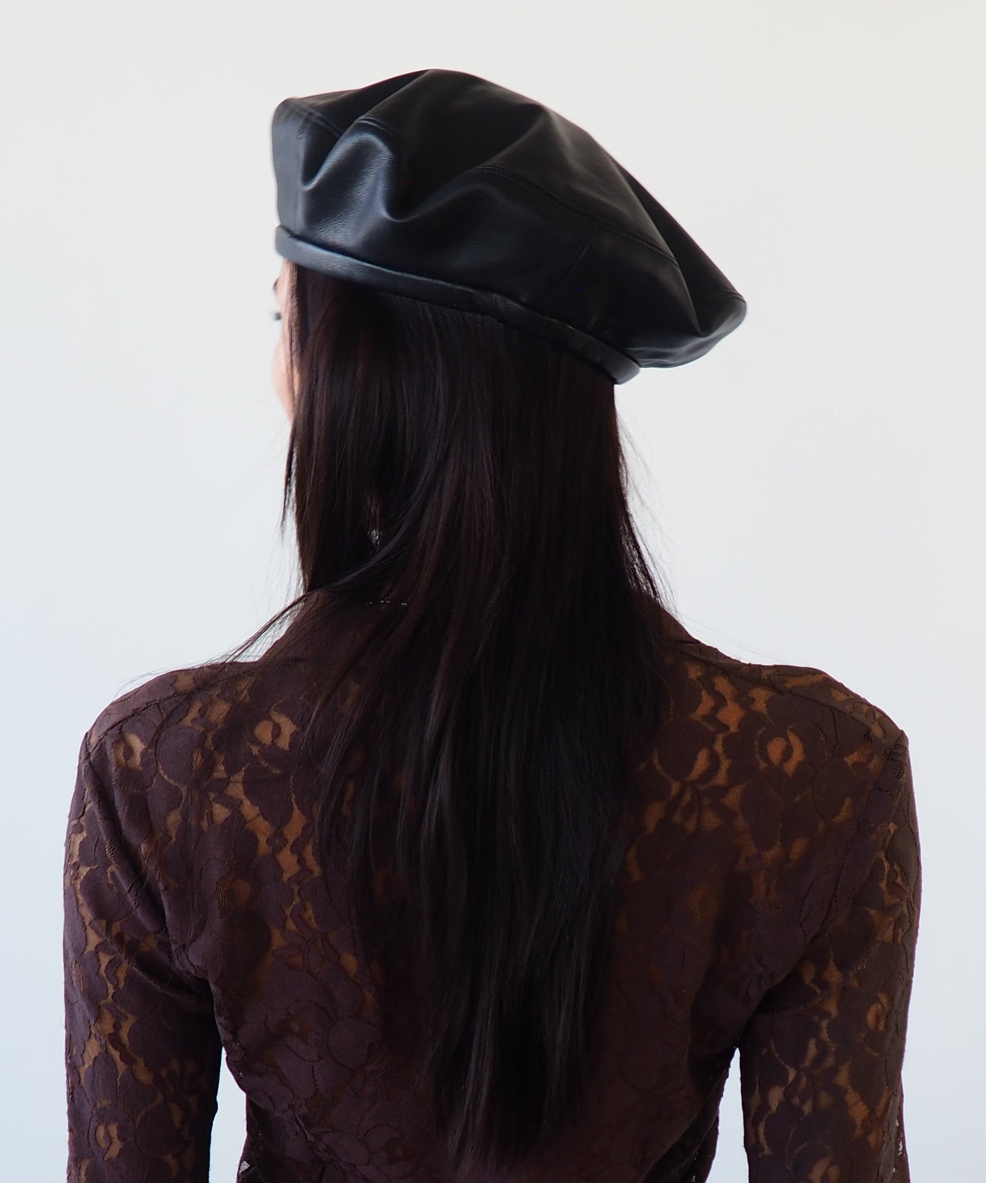 Lambskin Beret in Black - CLYDE