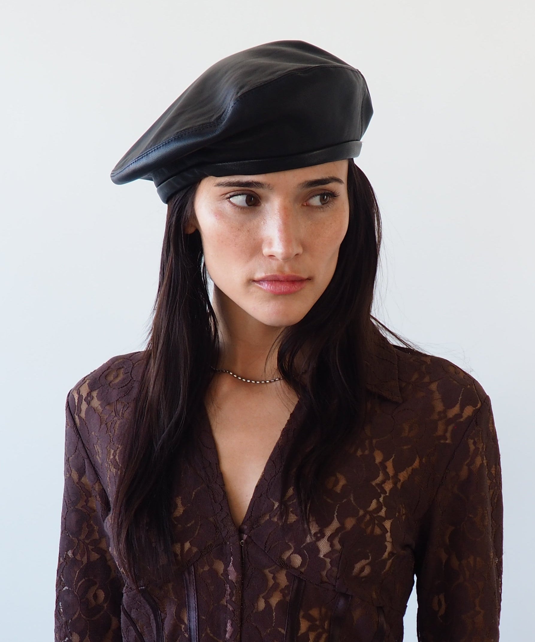 Lambskin Beret in Black - CLYDE
