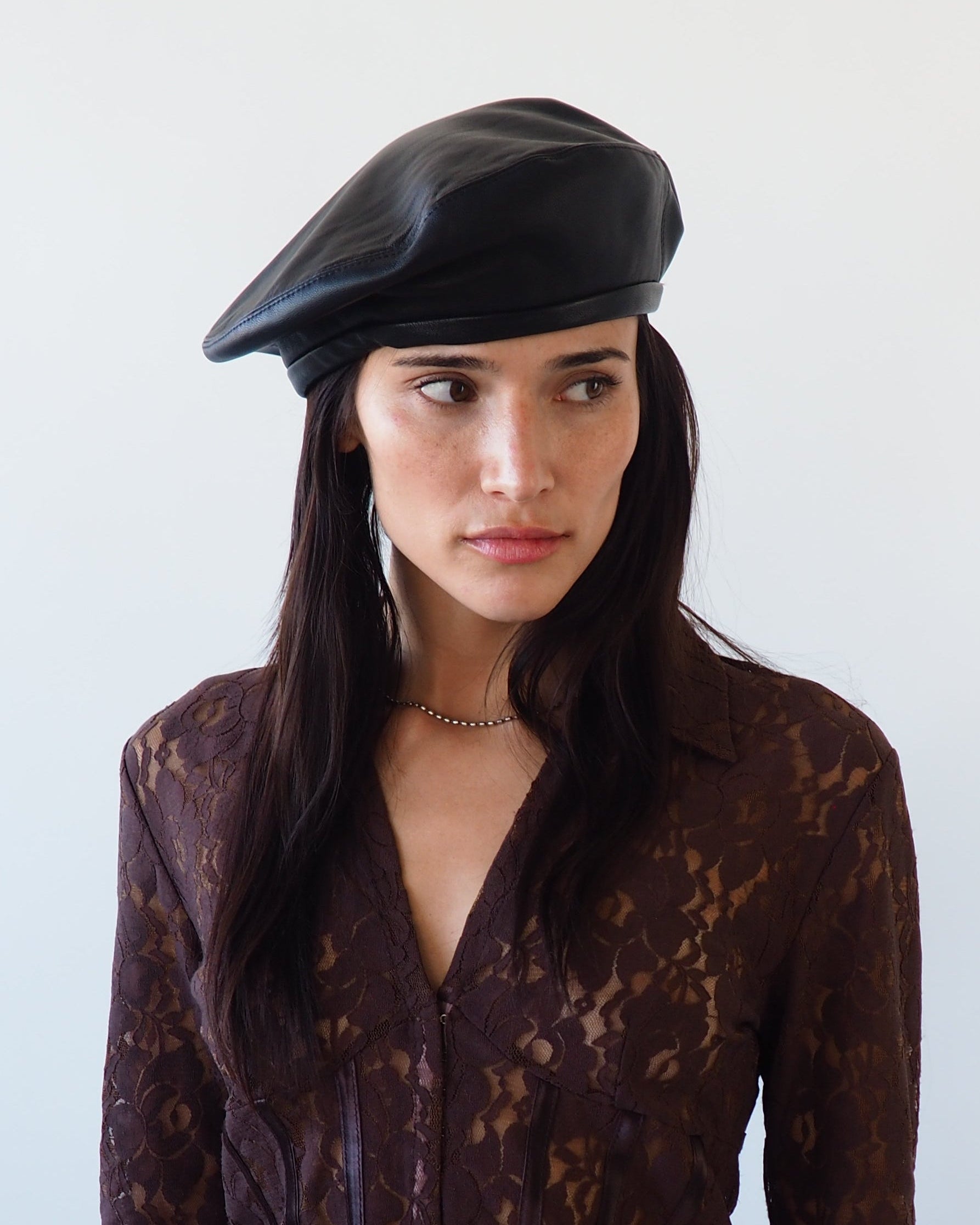 Lambskin Beret in Black - CLYDE