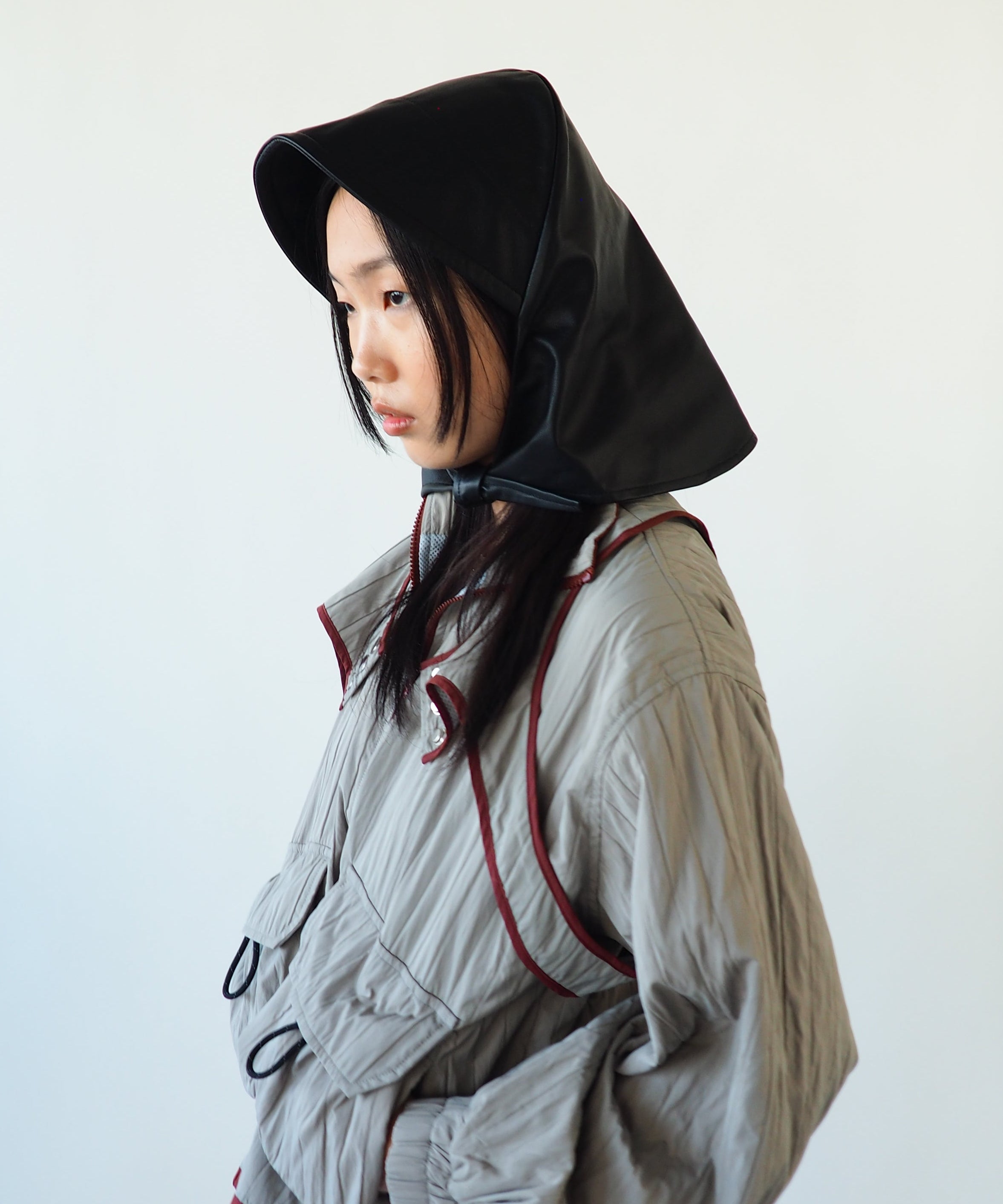 Bonnet in Black Lambskin - CLYDE