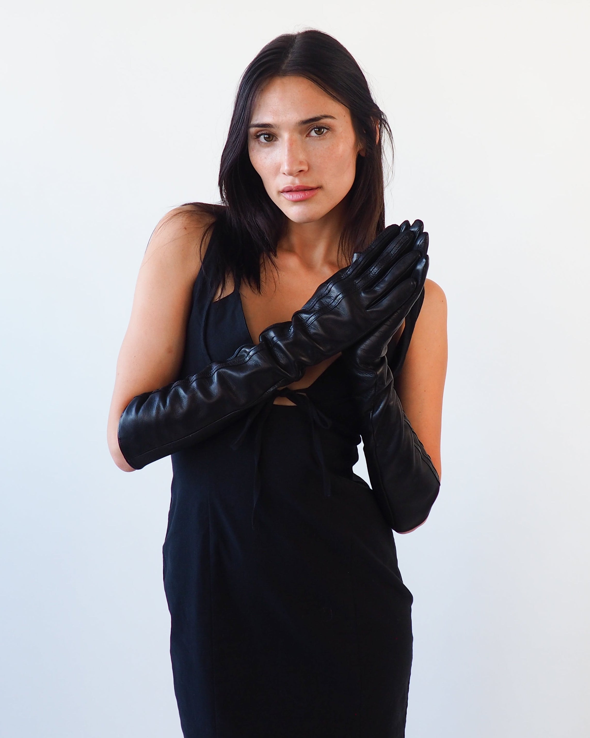 Racing Gloves in Black Nappa Lambskin - CLYDE