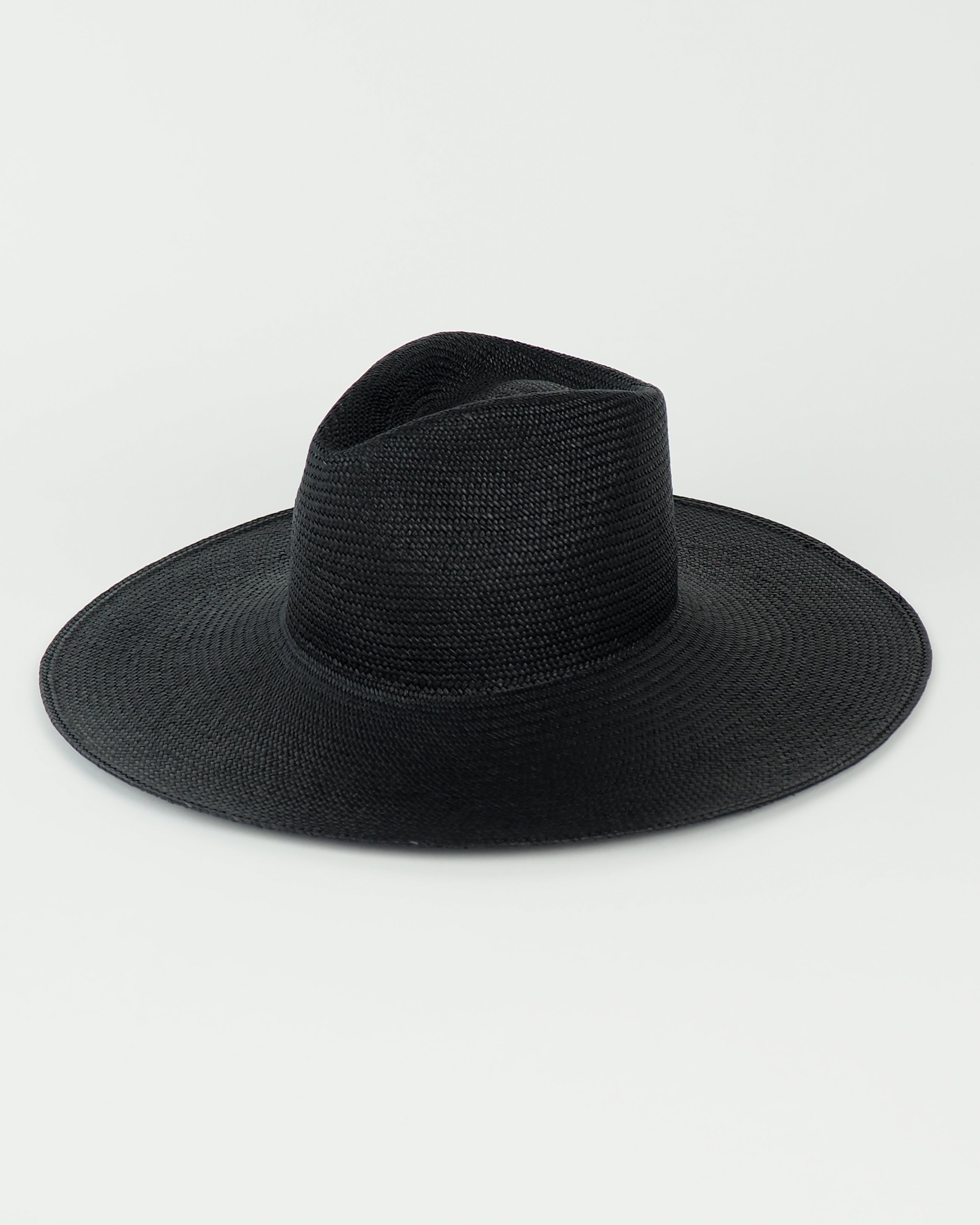 Caro Hat w. Neck Shade in Black Toquilla Straw - CLYDE