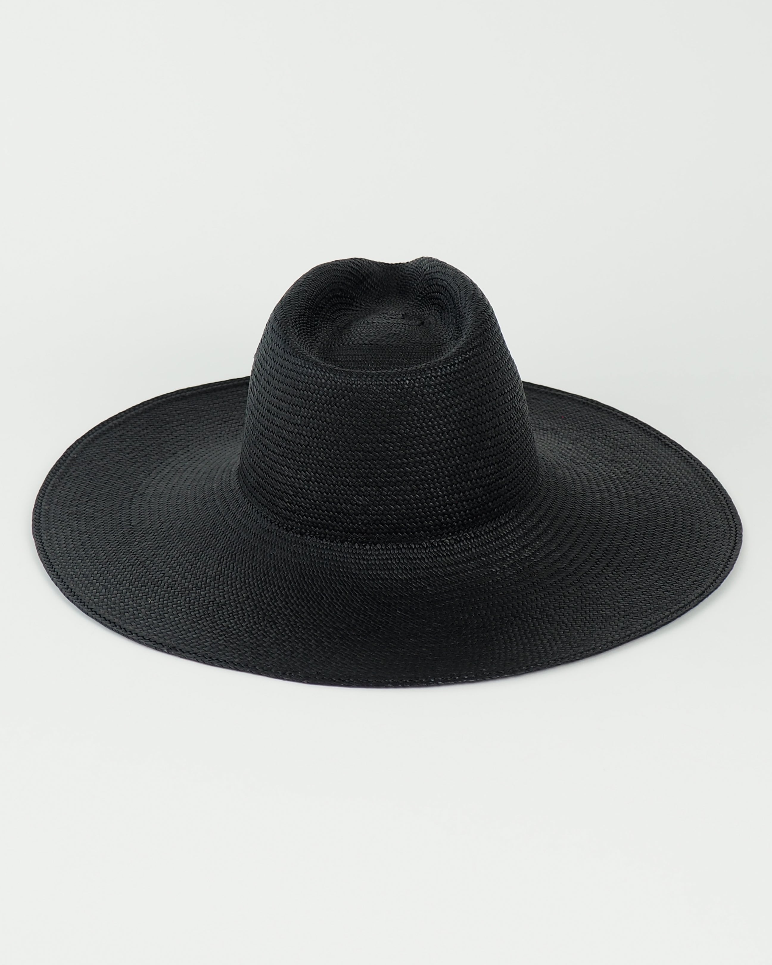 Caro Hat w. Neck Shade in Black Toquilla Straw - CLYDE