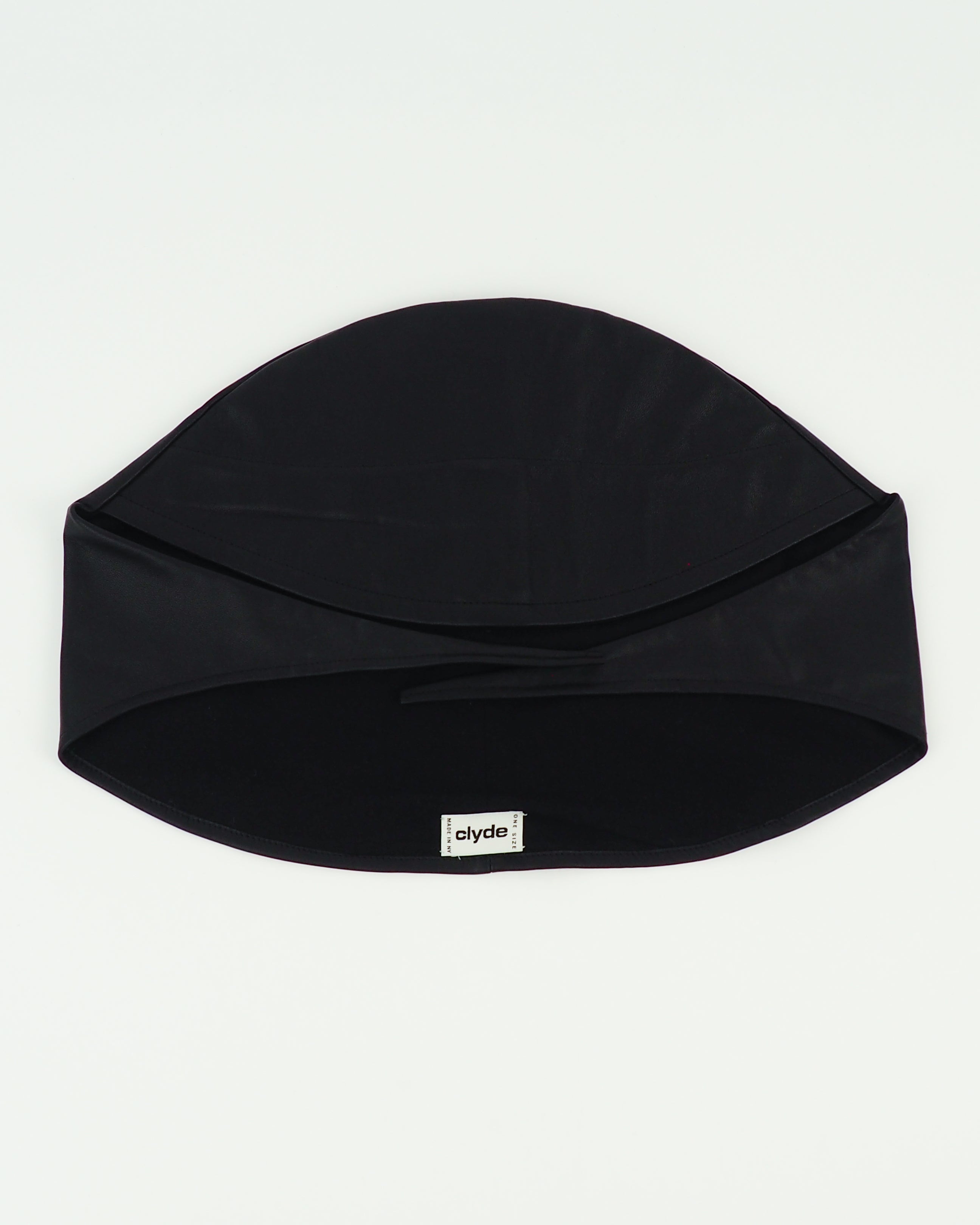 Bonnet in Black Lambskin - CLYDE