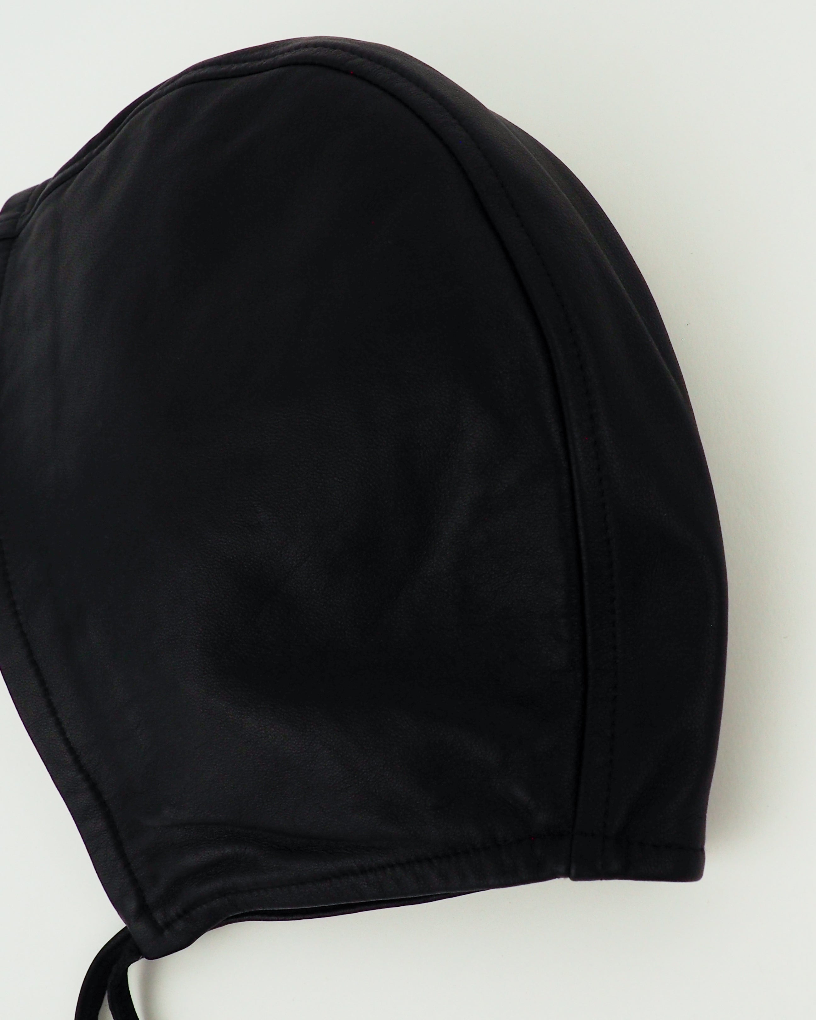 Volo Hat in Black Lambskin - CLYDE