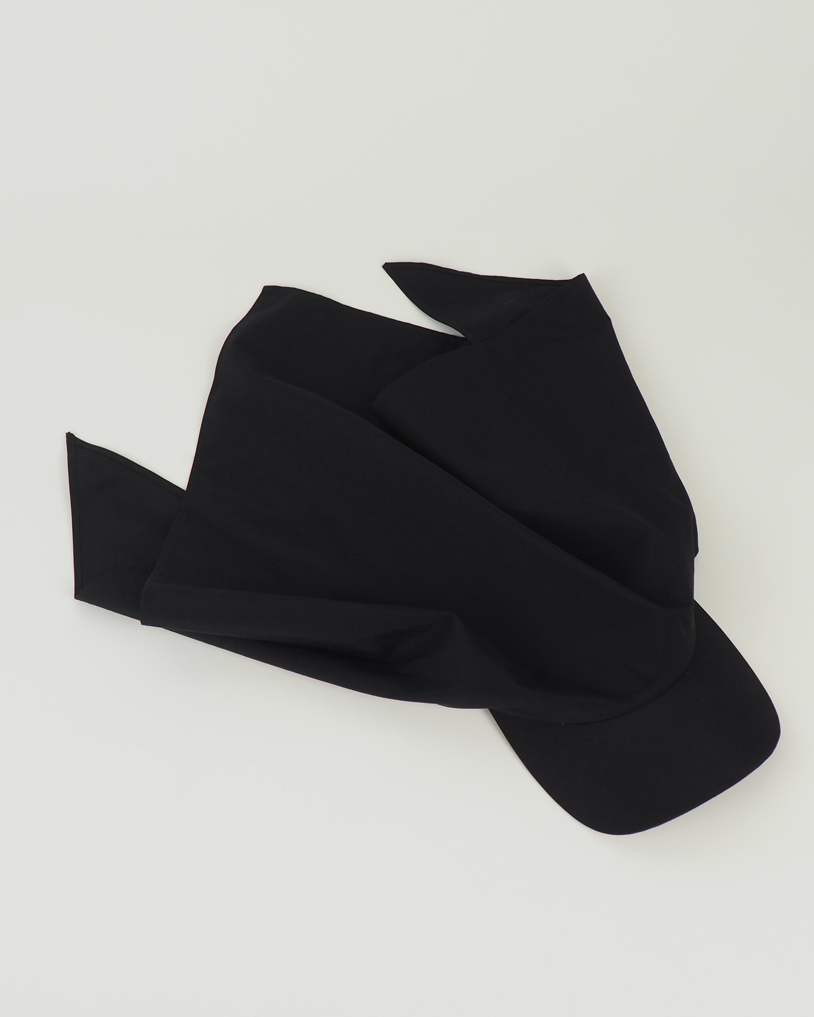 Brim Scarf in Black Nylon - CLYDE