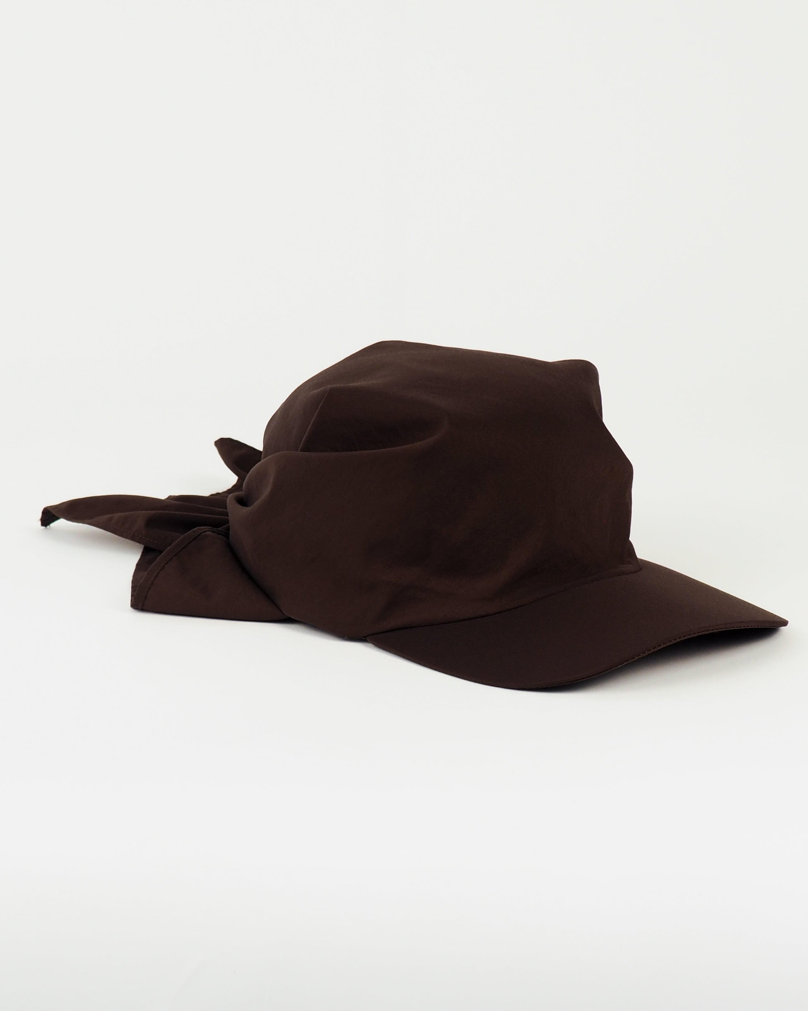 Brim Scarf in Brown - CLYDE