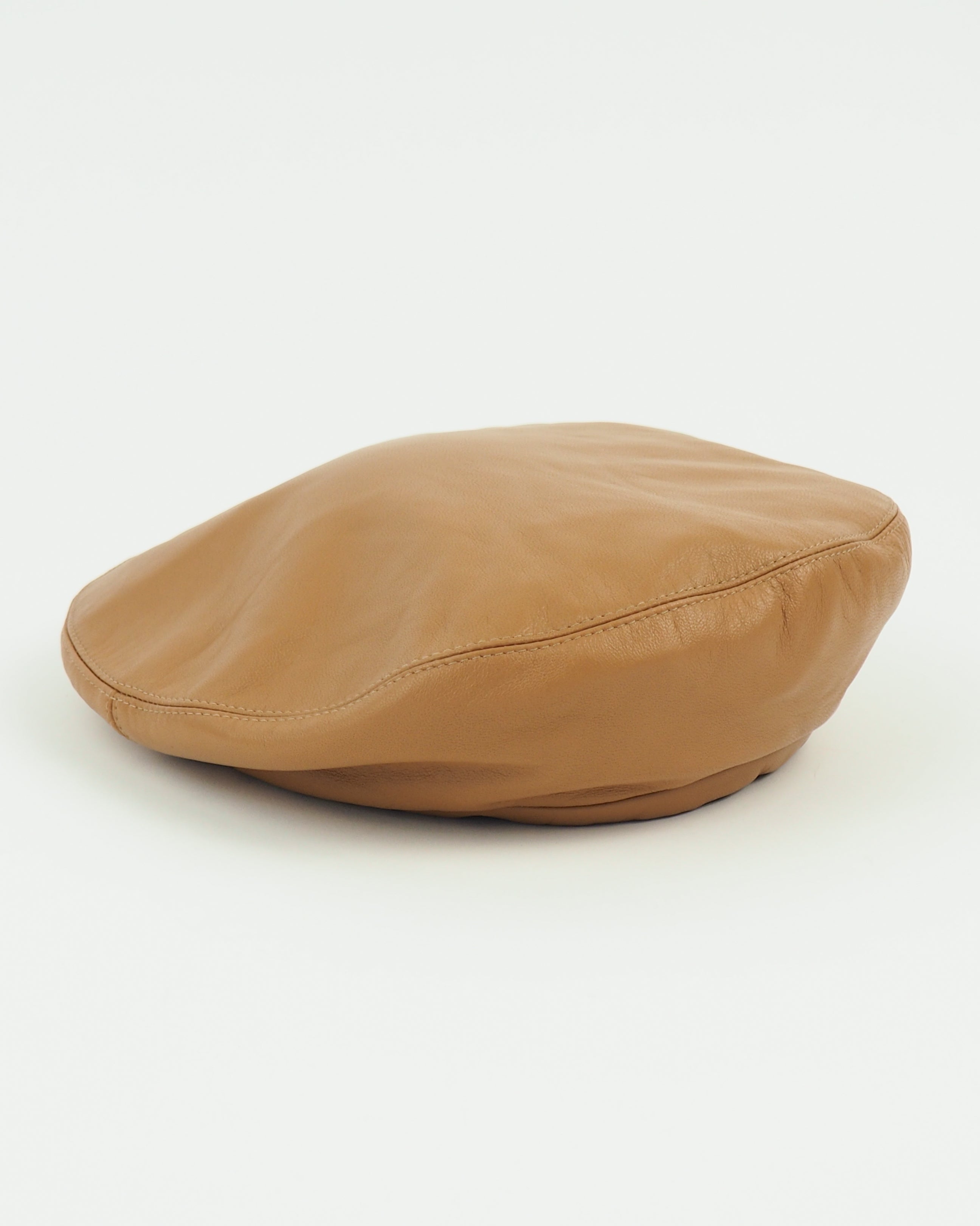 Lambskin Beret in Tan - CLYDE