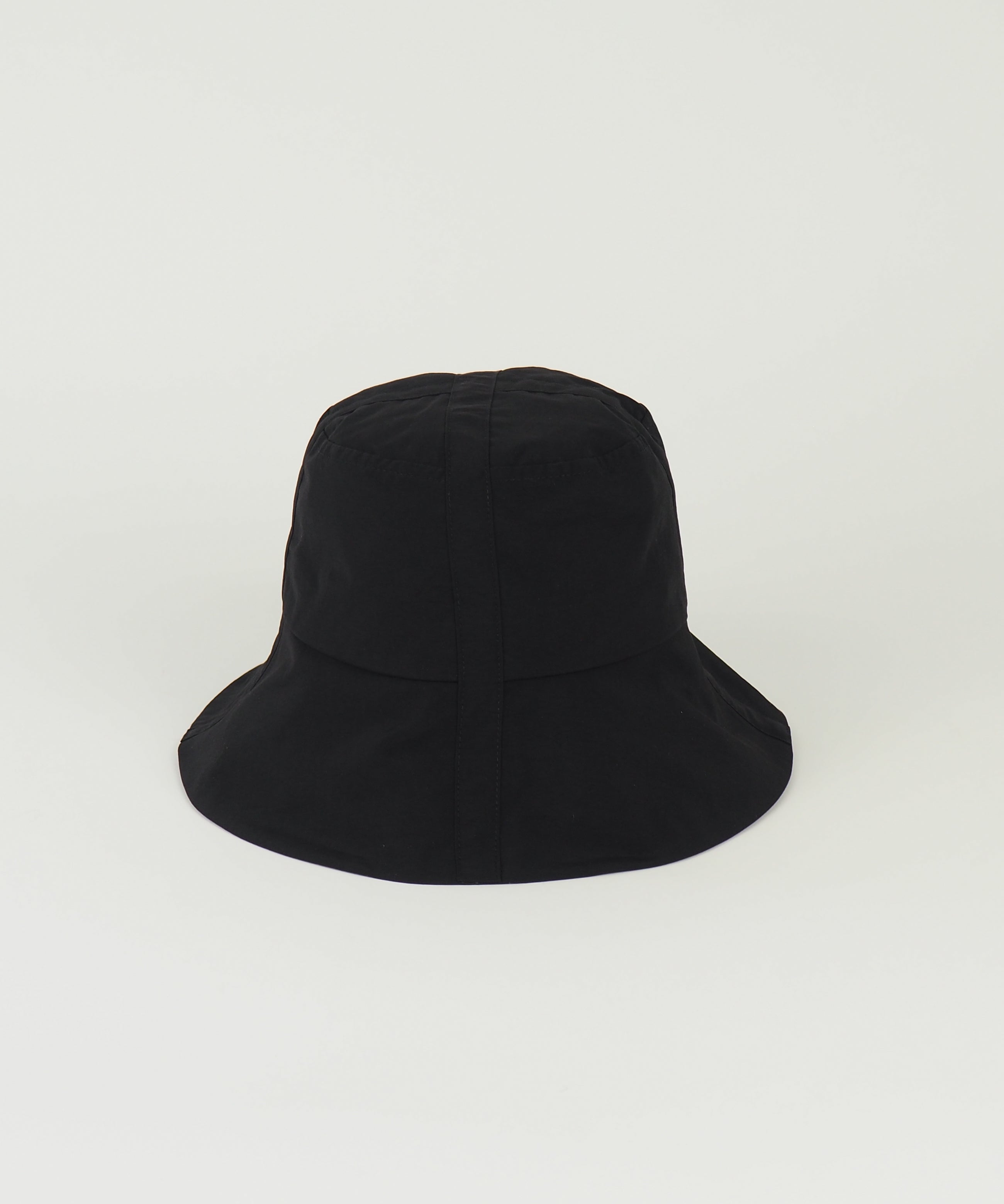 Swim Bucket in Black - CLYDE