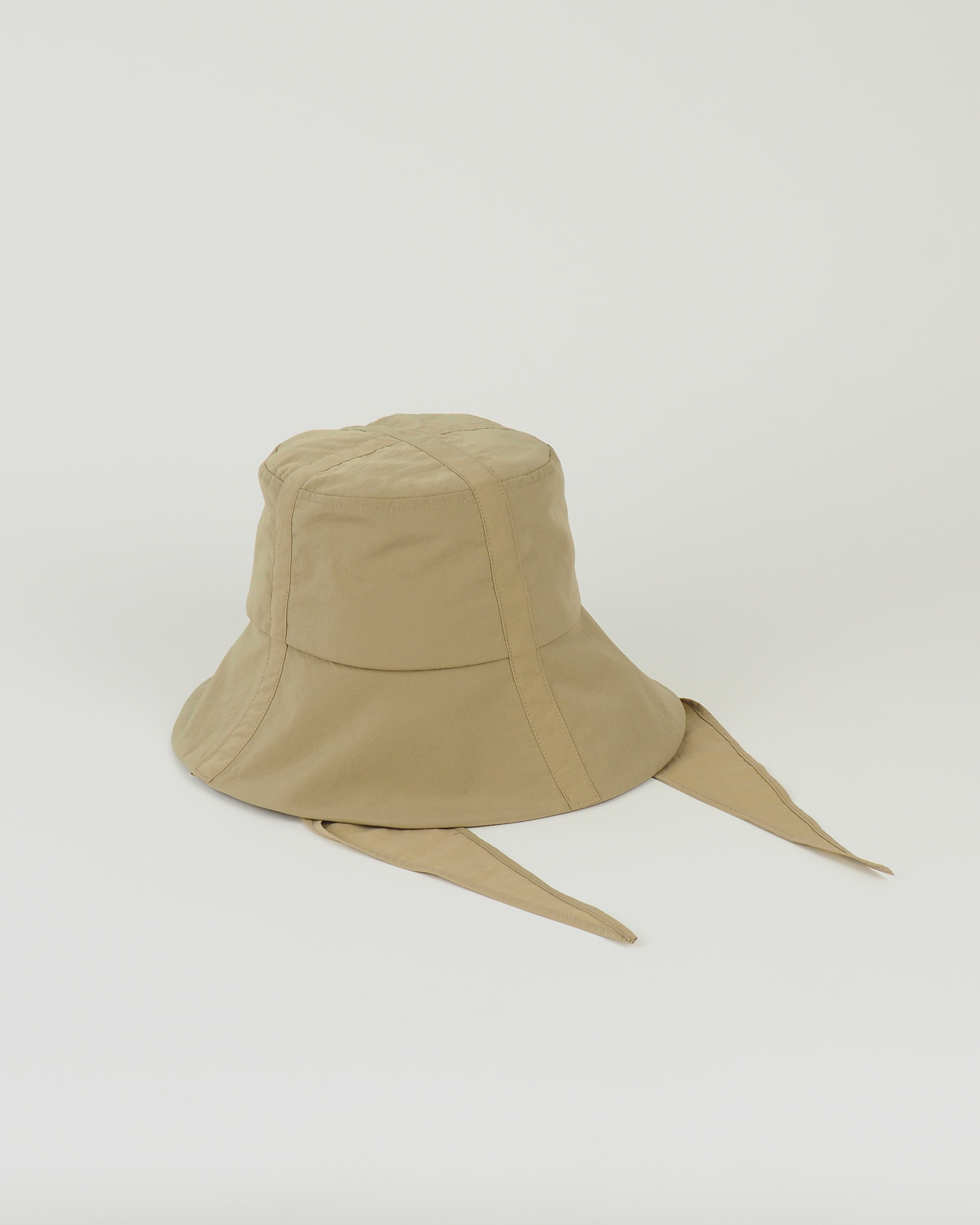Swim Bucket in Beige - CLYDE