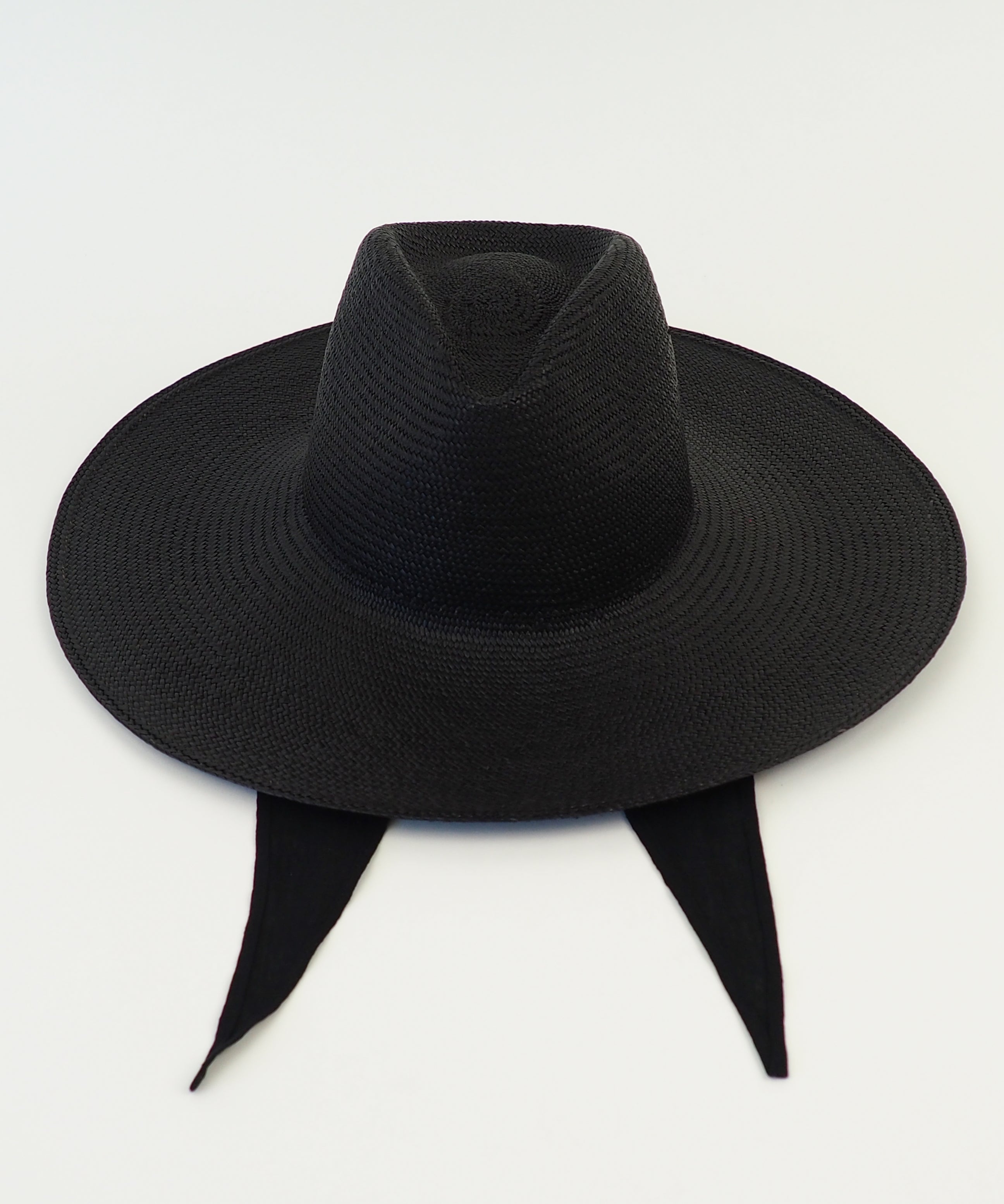 Caro Hat w. Neck Shade in Black Toquilla Straw - CLYDE
