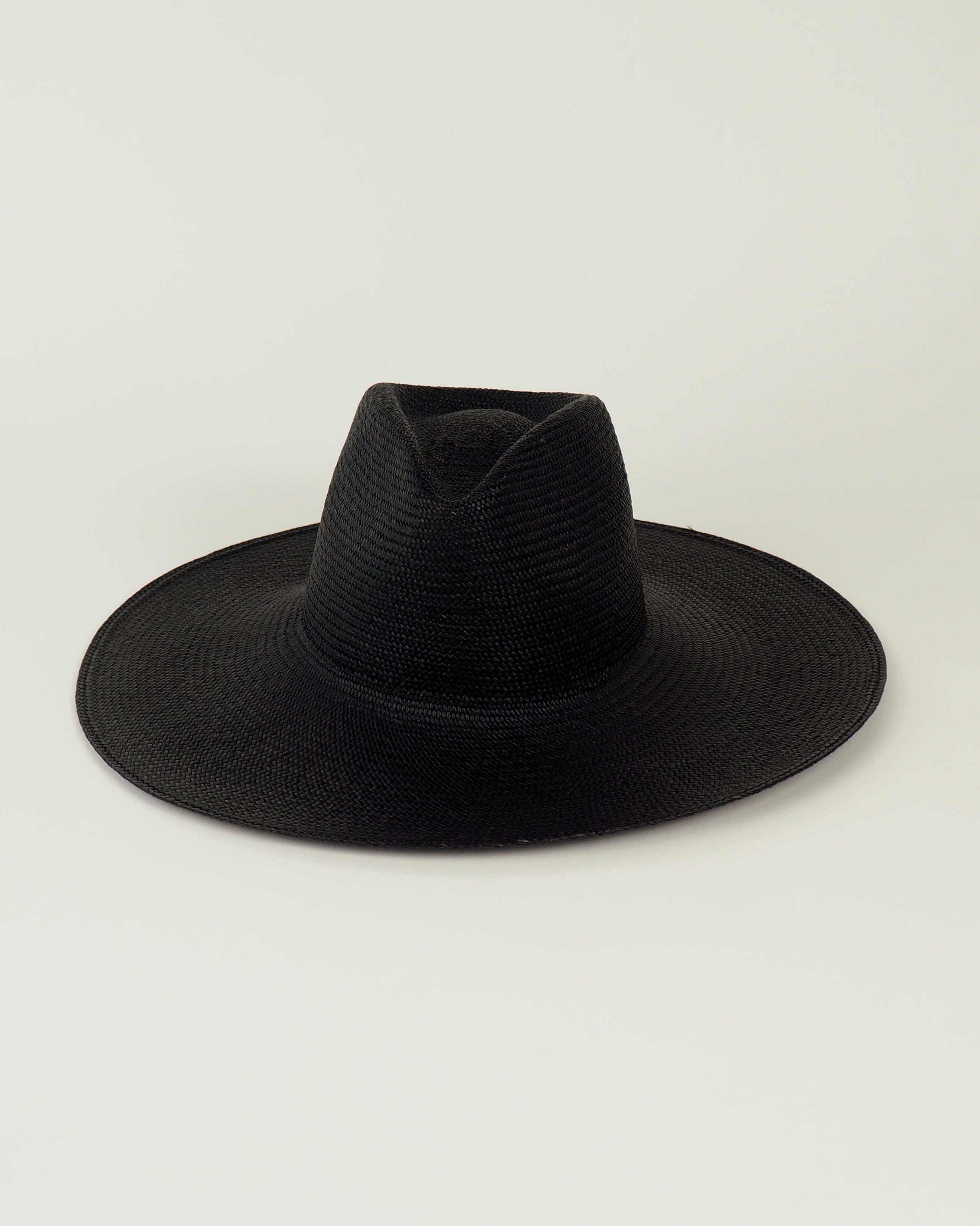 Caro Hat w. Neck Shade in Black Toquilla Straw - CLYDE