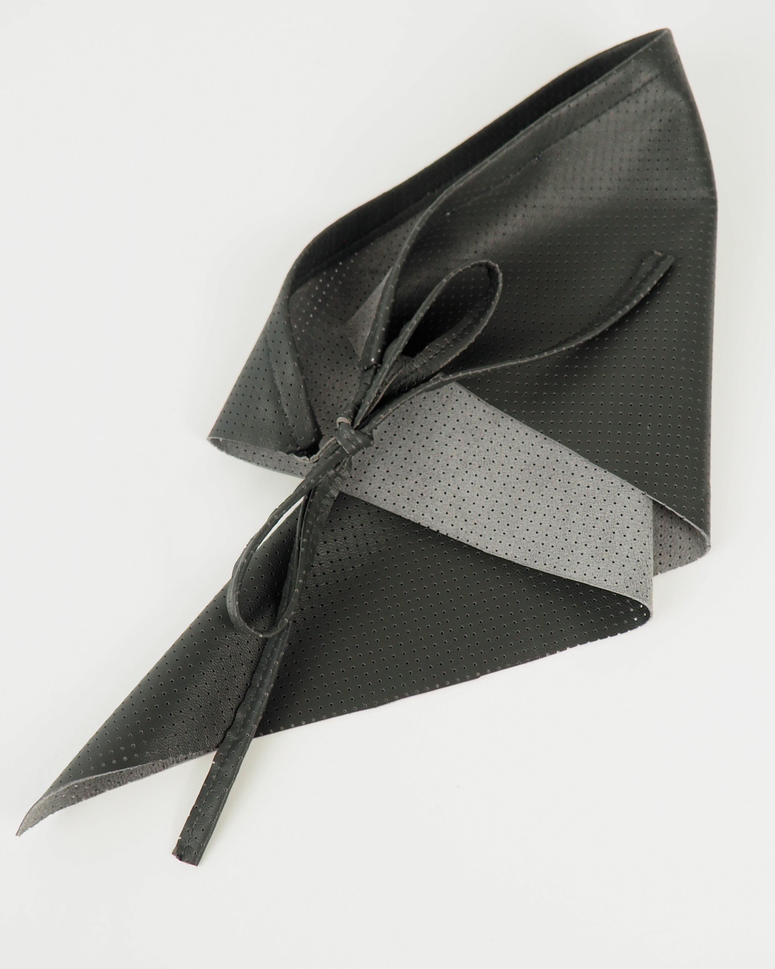 Vita Scarf in Grey Periorated - CLYDE