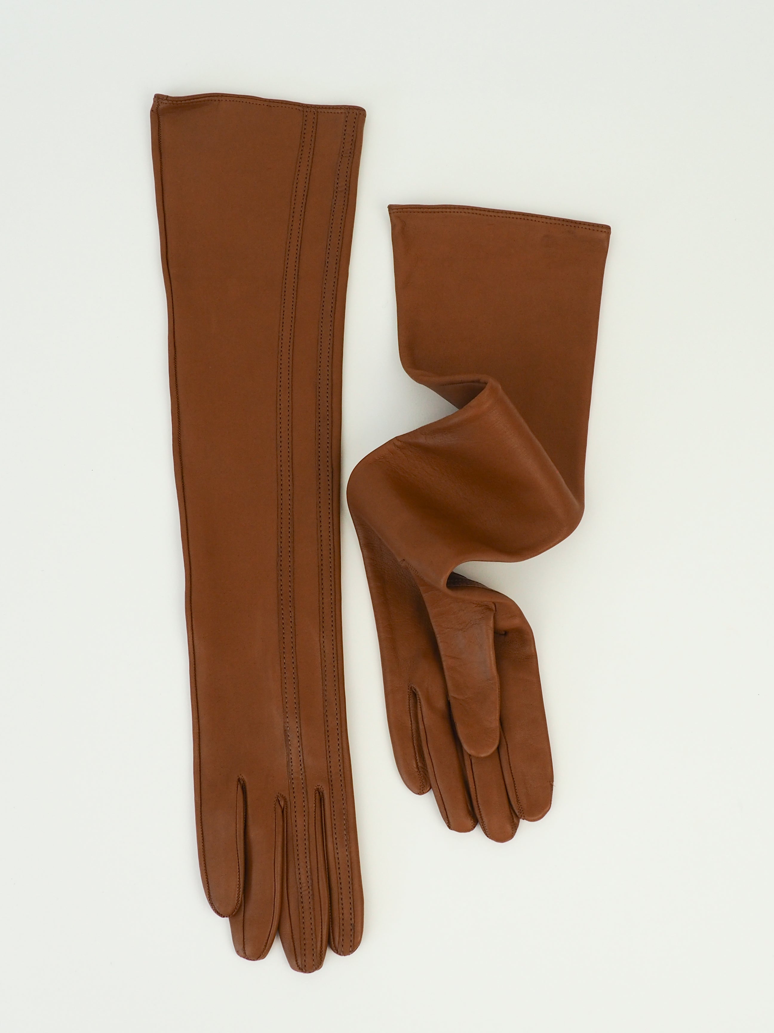 Racing Gloves in Caramel Nappa Lambskin w. Tonal Stripes - CLYDE