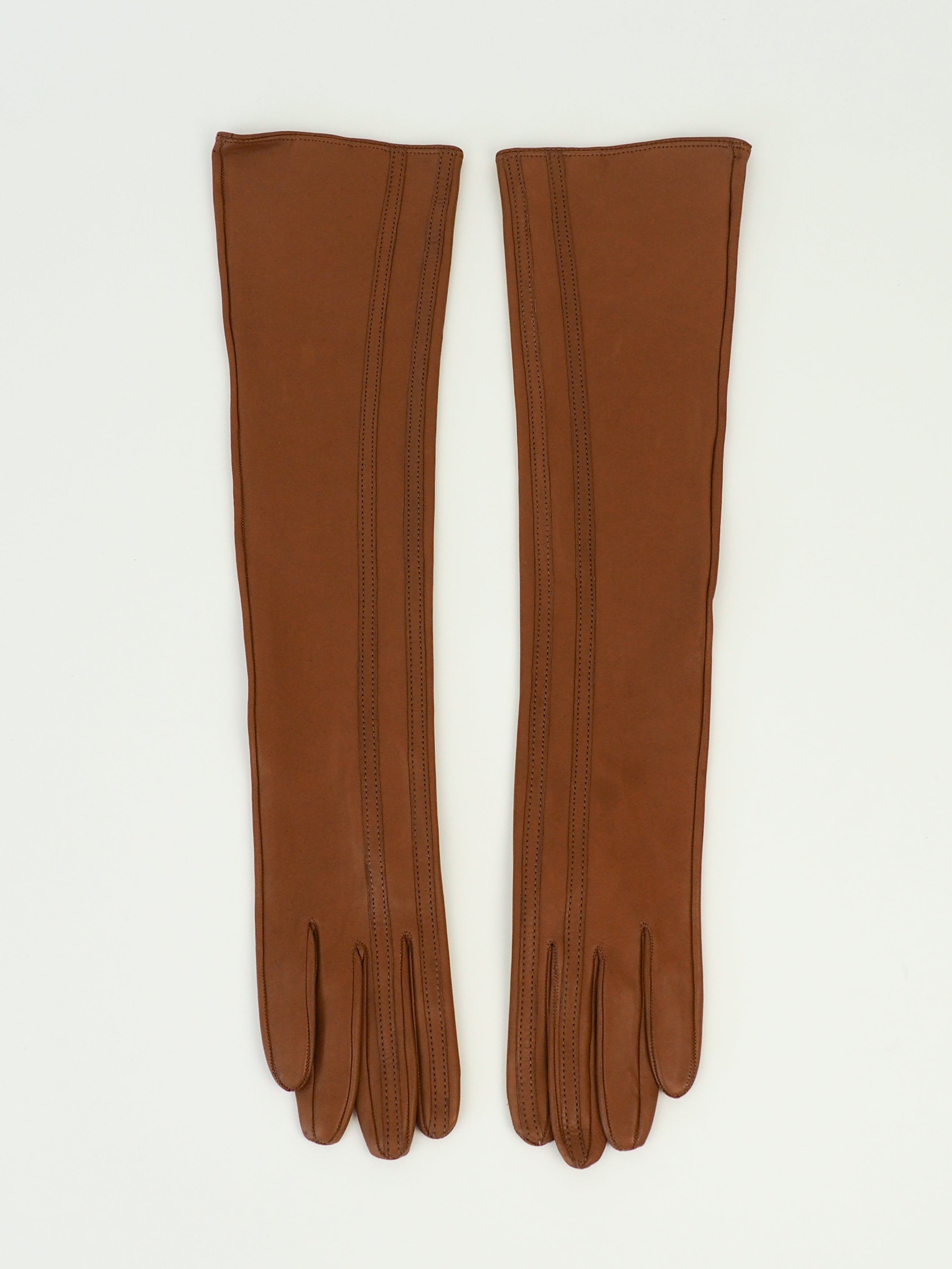 Racing Gloves in Caramel Nappa Lambskin w. Tonal Stripes - CLYDE