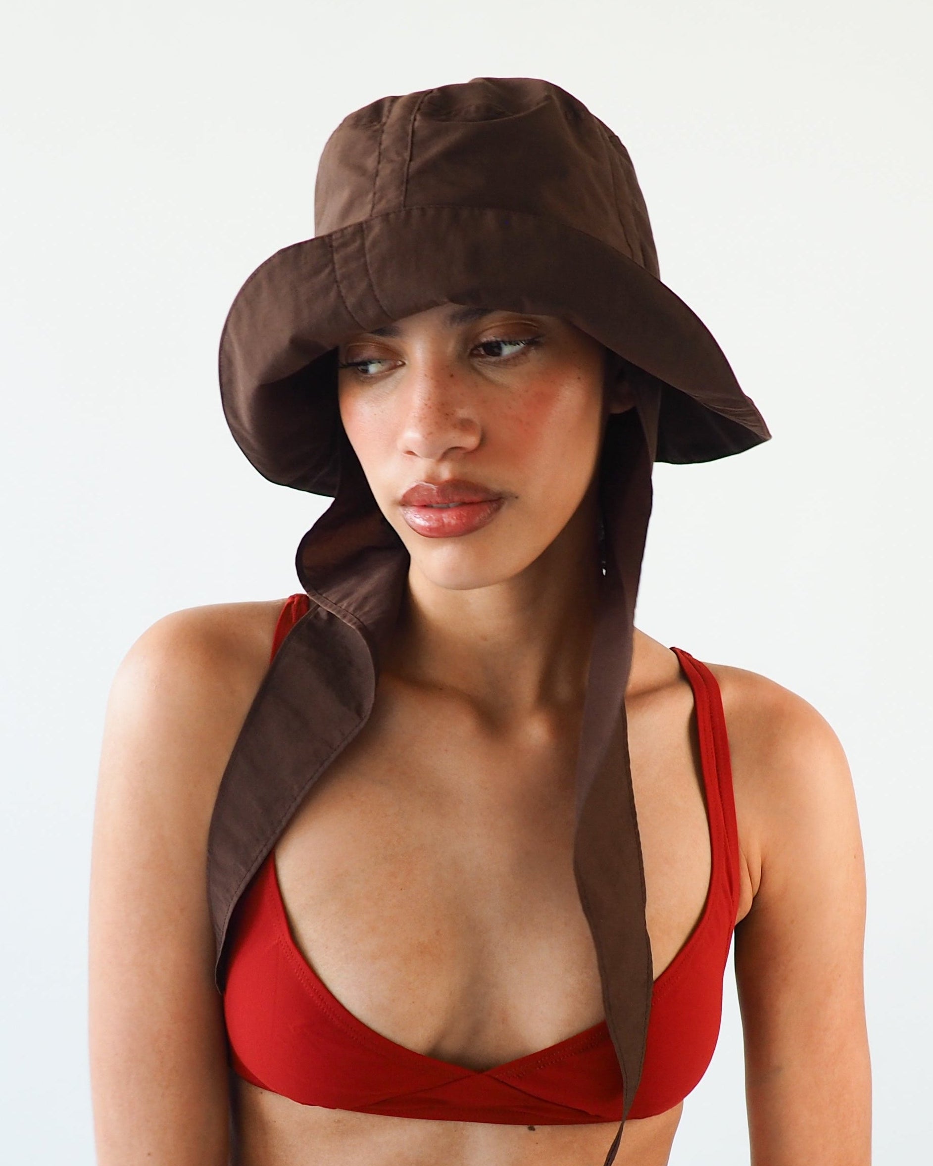 Swim Bucket in Brown Nylon - CLYDE