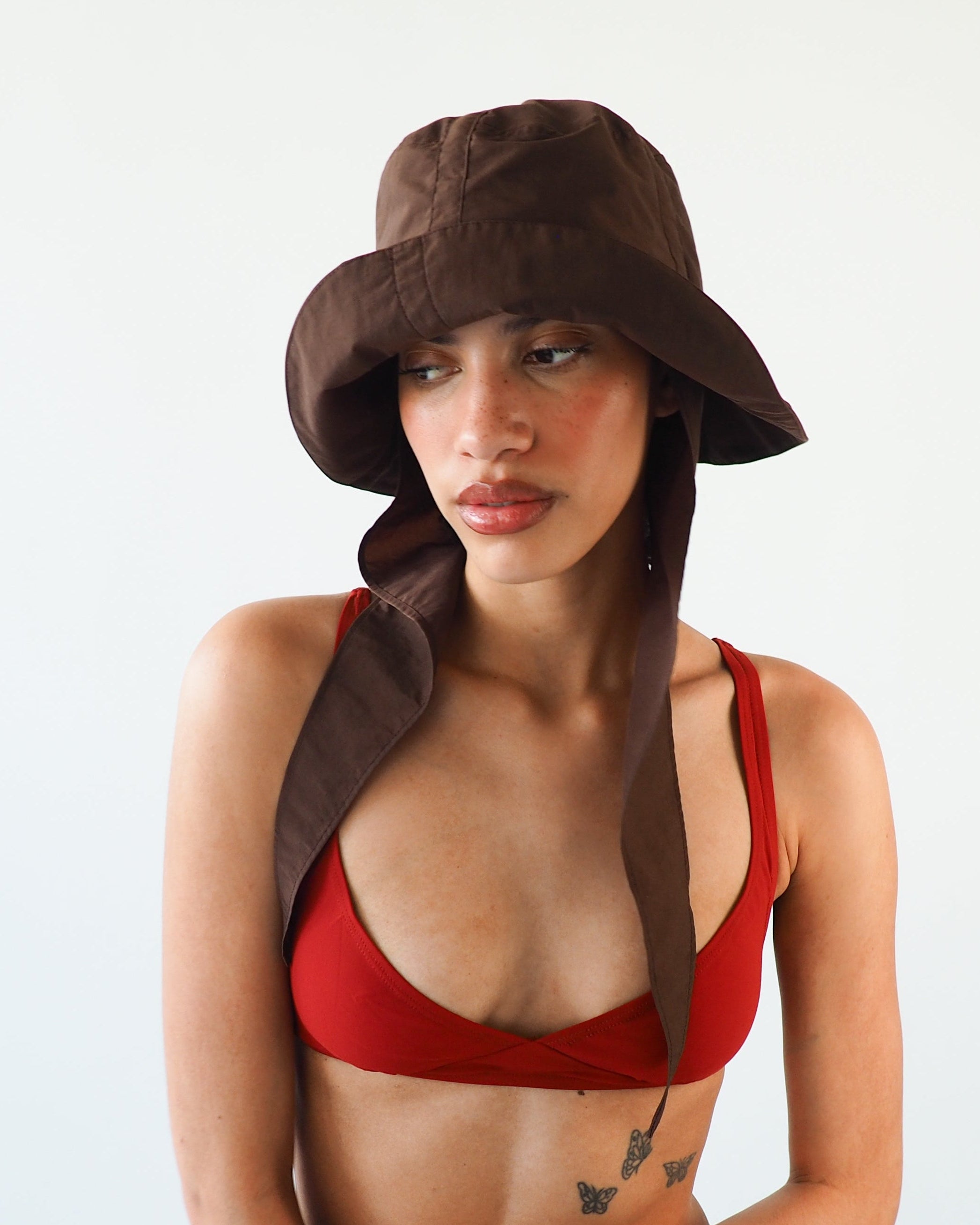 Swim Bucket in Brown Nylon - CLYDE