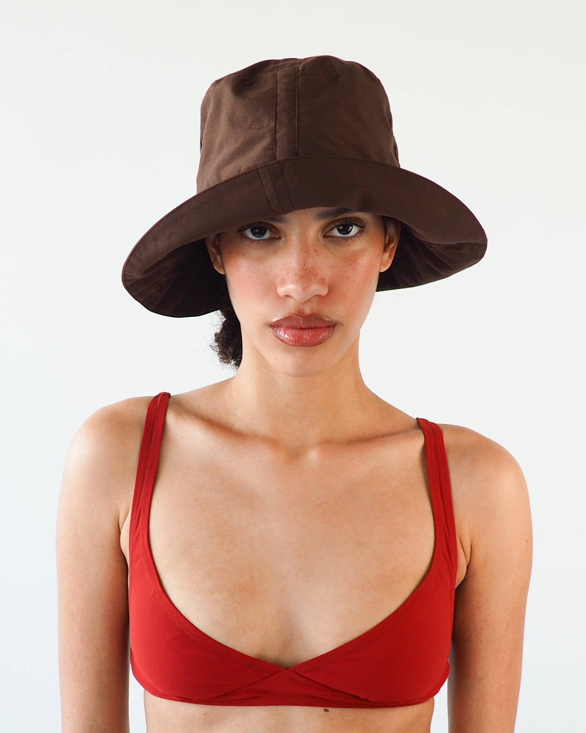 Swim Bucket in Brown Nylon - CLYDE